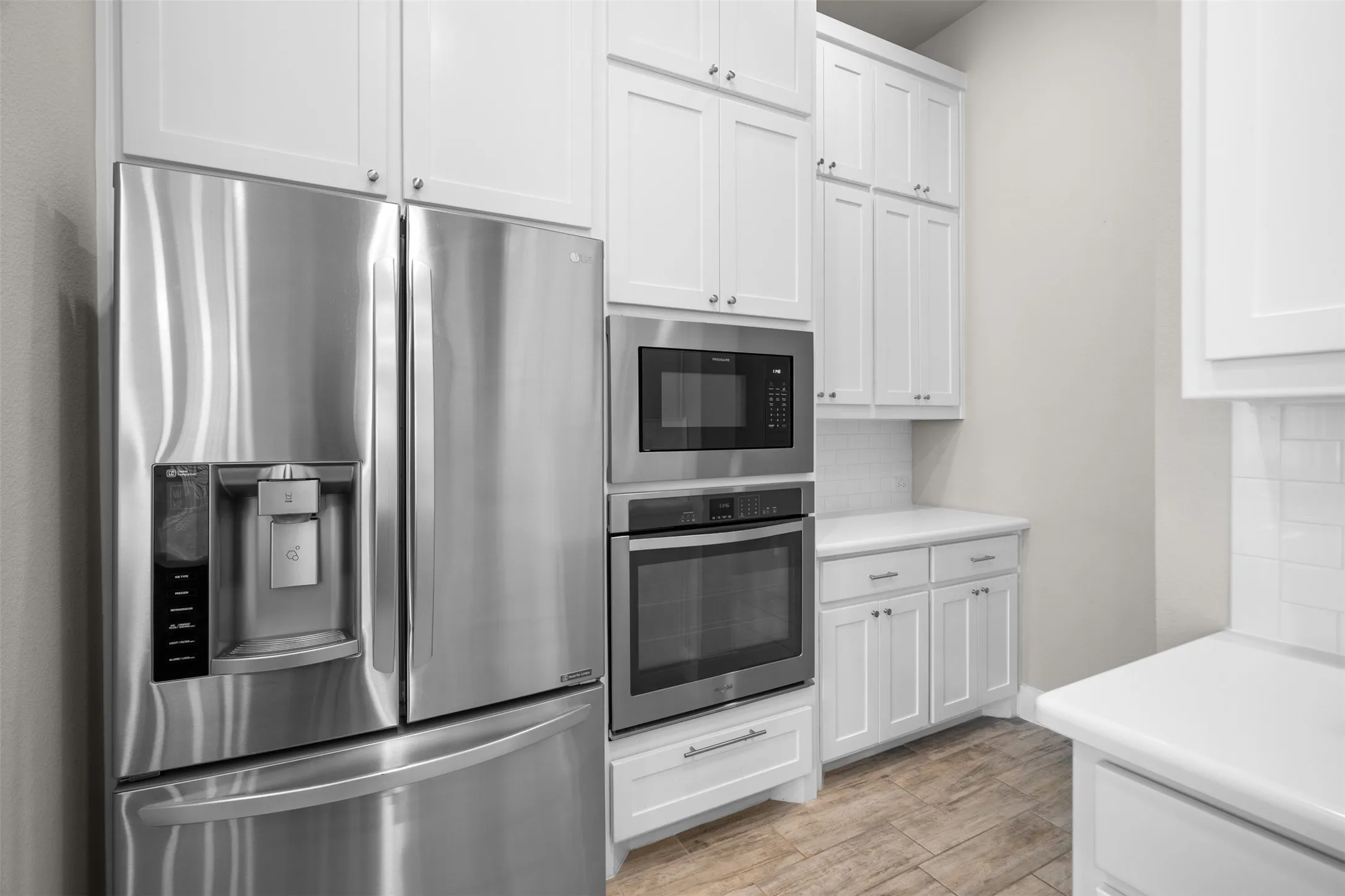 Single Family Residence For Rent in Collin County , 8091 Sunflower Lane, Dallas, Texas 75252, 4 Bedroom, 4 Bathroom, 2 Garage spaces, 3,091 Sqft, built in 2017, mls#21405957, Real Estate Agent in Dallas, Homes For Rent in Collin county, Homes For Rent in Dallas, Realtor in Dallas Texas, Real Estate Brokerage Independent Realty Texas, Luminita Cordes Realtor