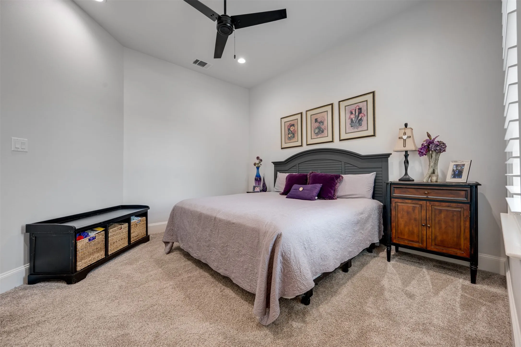 Single Family Residence For Sale in Cherokee County , 549 Eagles Nest Trail, Bullard, Texas 75757, 3 Bedroom, 3 Bathroom, 3 Garage spaces, 2,847 Sqft, built in 2022, mls#21405856, Real Estate Agent in Bullard, Homes For Sale in Cherokee county, Homes For Sale in Bullard, Realtor in Bullard Texas, Real Estate Brokerage Independent Realty Texas, Luminita Cordes Realtor