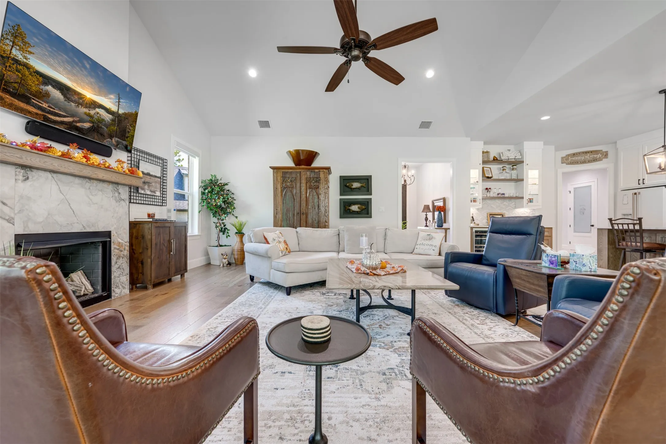 Single Family Residence For Sale in Cherokee County , 549 Eagles Nest Trail, Bullard, Texas 75757, 3 Bedroom, 3 Bathroom, 3 Garage spaces, 2,847 Sqft, built in 2022, mls#21405856, Real Estate Agent in Bullard, Homes For Sale in Cherokee county, Homes For Sale in Bullard, Realtor in Bullard Texas, Real Estate Brokerage Independent Realty Texas, Luminita Cordes Realtor