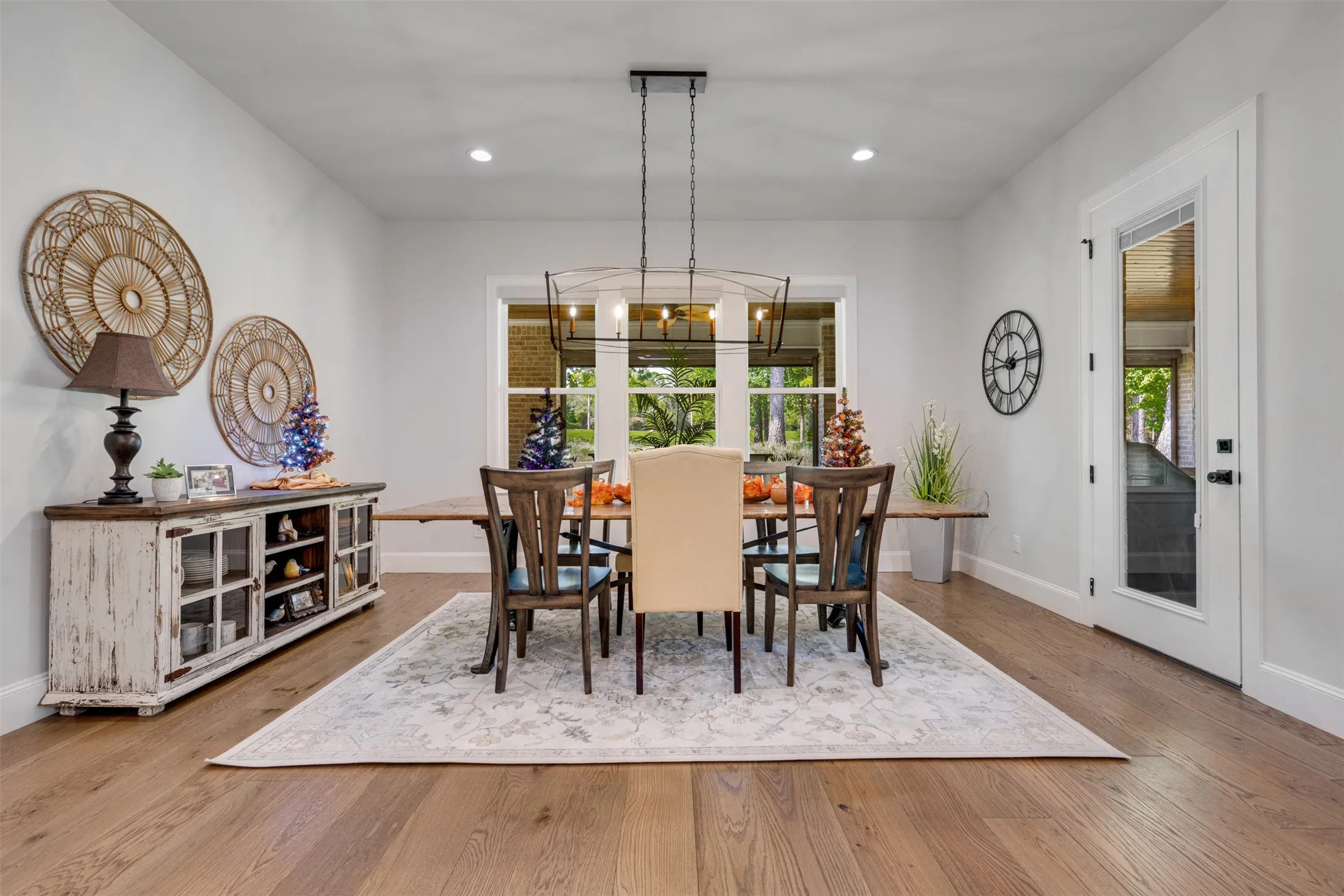 Single Family Residence For Sale in Cherokee County , 549 Eagles Nest Trail, Bullard, Texas 75757, 3 Bedroom, 3 Bathroom, 3 Garage spaces, 2,847 Sqft, built in 2022, mls#21405856, Real Estate Agent in Bullard, Homes For Sale in Cherokee county, Homes For Sale in Bullard, Realtor in Bullard Texas, Real Estate Brokerage Independent Realty Texas, Luminita Cordes Realtor