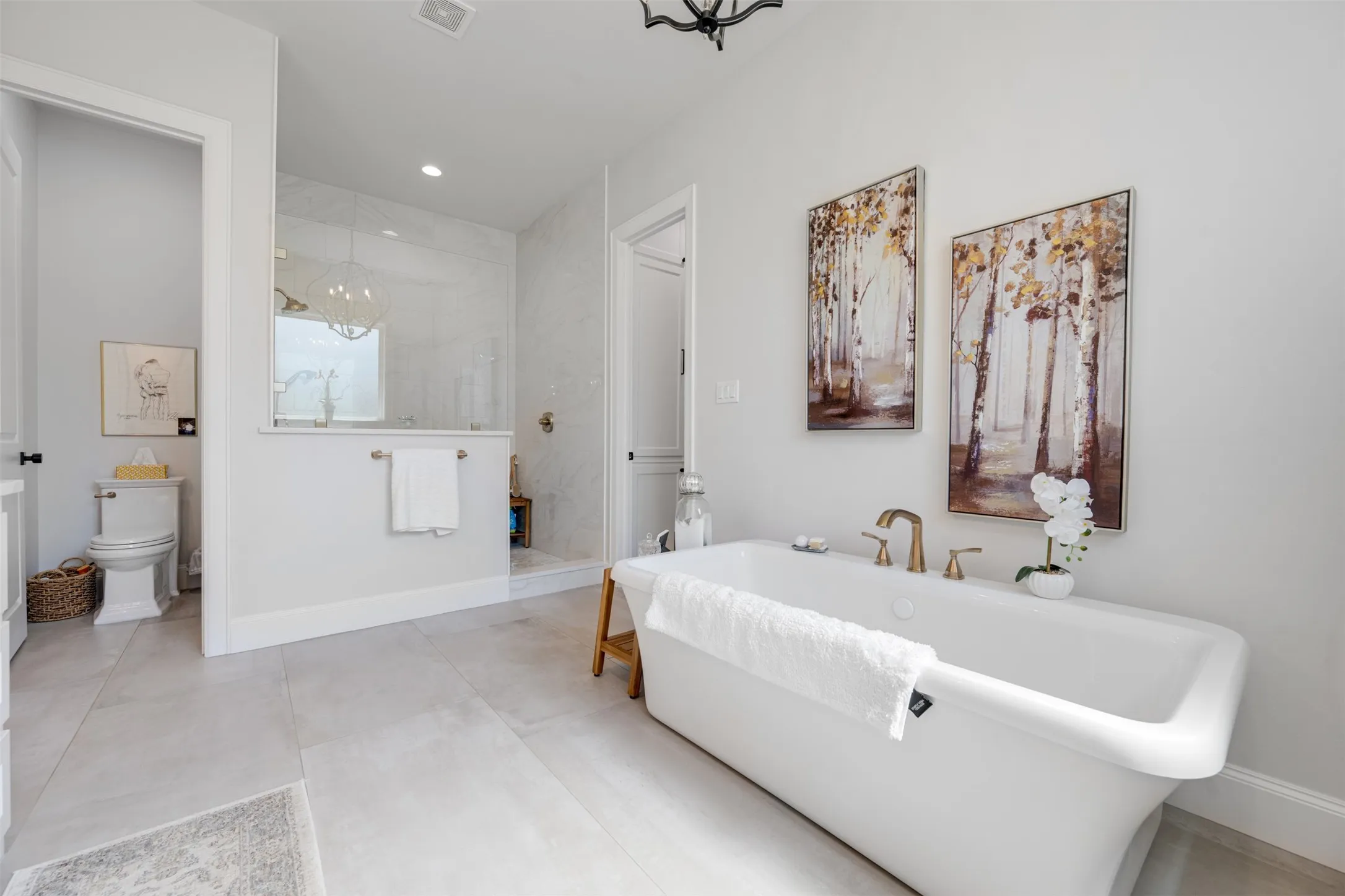 Single Family Residence For Sale in Cherokee County , 549 Eagles Nest Trail, Bullard, Texas 75757, 3 Bedroom, 3 Bathroom, 3 Garage spaces, 2,847 Sqft, built in 2022, mls#21405856, Real Estate Agent in Bullard, Homes For Sale in Cherokee county, Homes For Sale in Bullard, Realtor in Bullard Texas, Real Estate Brokerage Independent Realty Texas, Luminita Cordes Realtor