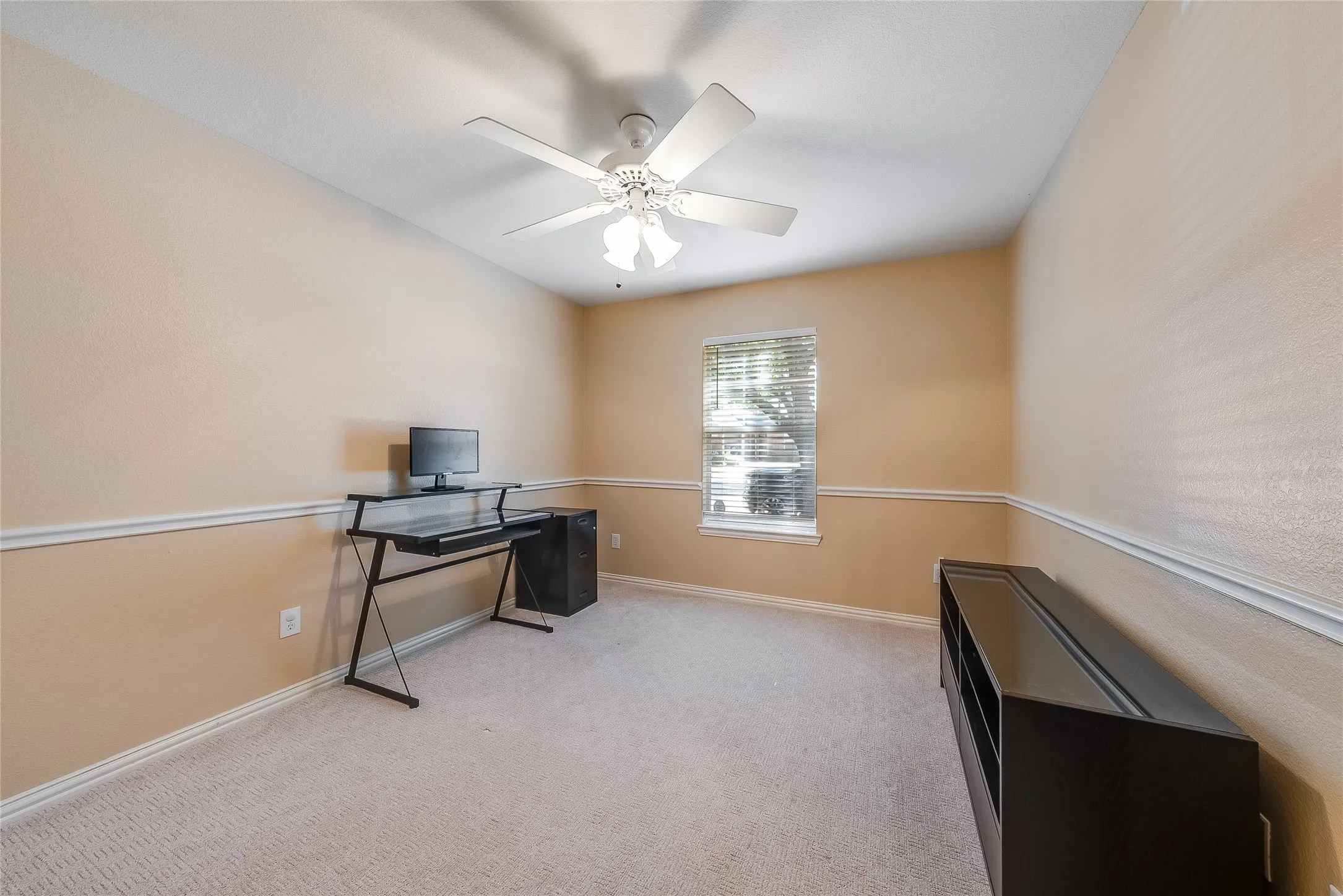 Single Family Residence For Sale in Collin County , 1307 Shinnecock Court, Fairview, Texas 75069, 2 Bedroom, 2 Bathroom, 2 Garage spaces, 1,571 Sqft, built in 2005, mls#21395829, Real Estate Agent in Fairview, Homes For Sale in Collin county, Homes For Sale in Fairview, Realtor in Fairview Texas, Real Estate Brokerage Independent Realty Texas, Luminita Cordes Realtor