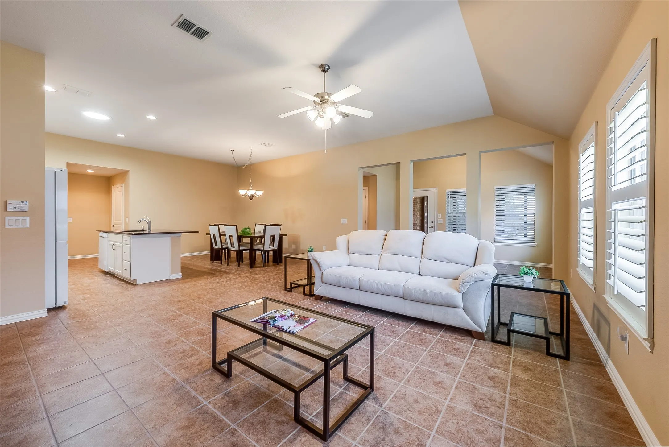 Single Family Residence For Sale in Collin County , 1307 Shinnecock Court, Fairview, Texas 75069, 2 Bedroom, 2 Bathroom, 2 Garage spaces, 1,571 Sqft, built in 2005, mls#21395829, Real Estate Agent in Fairview, Homes For Sale in Collin county, Homes For Sale in Fairview, Realtor in Fairview Texas, Real Estate Brokerage Independent Realty Texas, Luminita Cordes Realtor