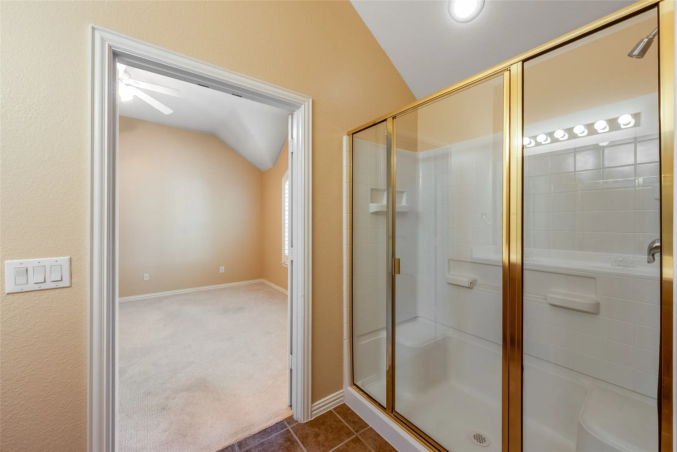 Single Family Residence For Sale in Collin County , 1307 Shinnecock Court, Fairview, Texas 75069, 2 Bedroom, 2 Bathroom, 2 Garage spaces, 1,571 Sqft, built in 2005, mls#21395829, Real Estate Agent in Fairview, Homes For Sale in Collin county, Homes For Sale in Fairview, Realtor in Fairview Texas, Real Estate Brokerage Independent Realty Texas, Luminita Cordes Realtor