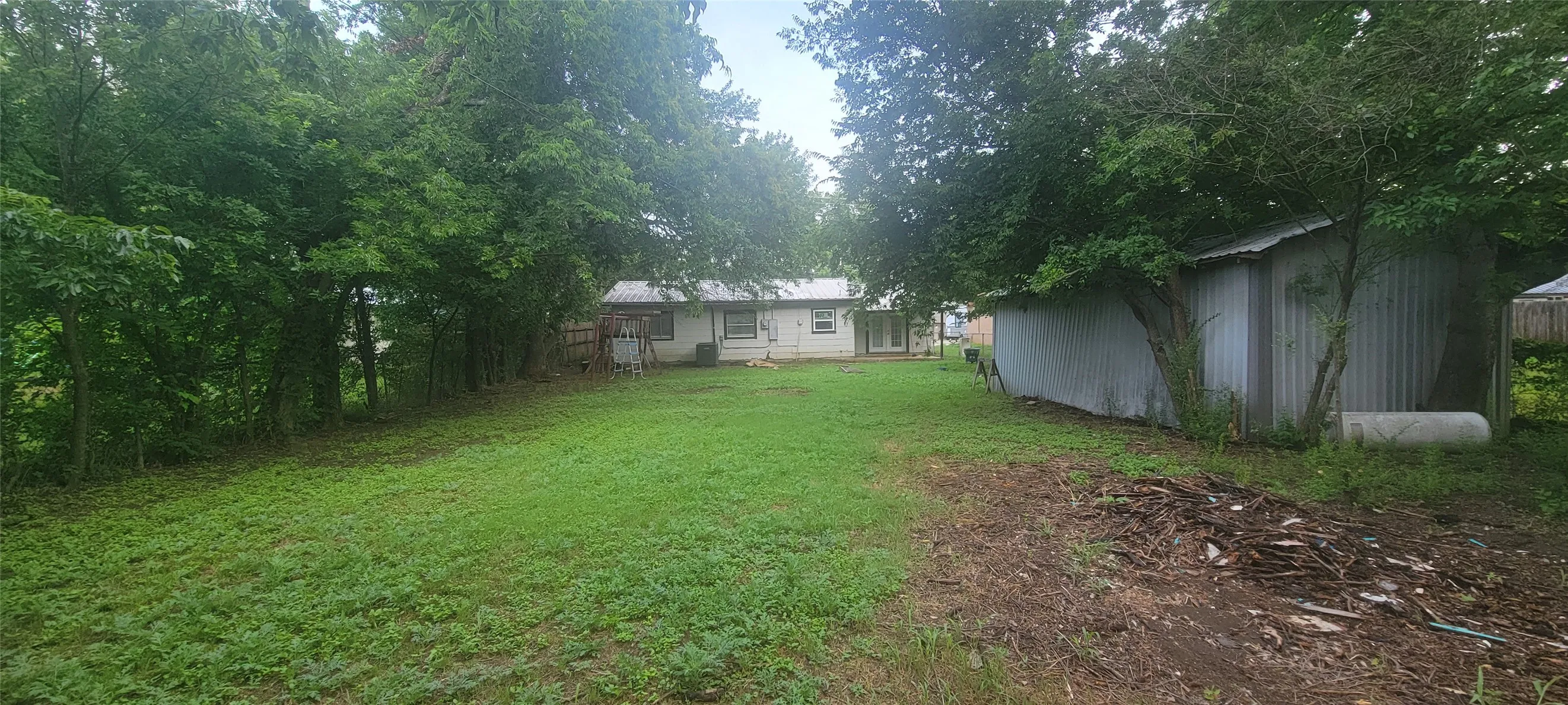 Single Family Residence For Rent in Johnson County , 716 N Cummings Drive, Alvarado, Texas 76009, 3 Bedroom, 1 Bathroom, Garage spaces, 1,200 Sqft, built in 1985, mls#21405977, Real Estate Agent in Alvarado, Homes For Rent in Johnson county, Homes For Rent in Alvarado, Realtor in Alvarado Texas, Real Estate Brokerage Independent Realty Texas, Luminita Cordes Realtor