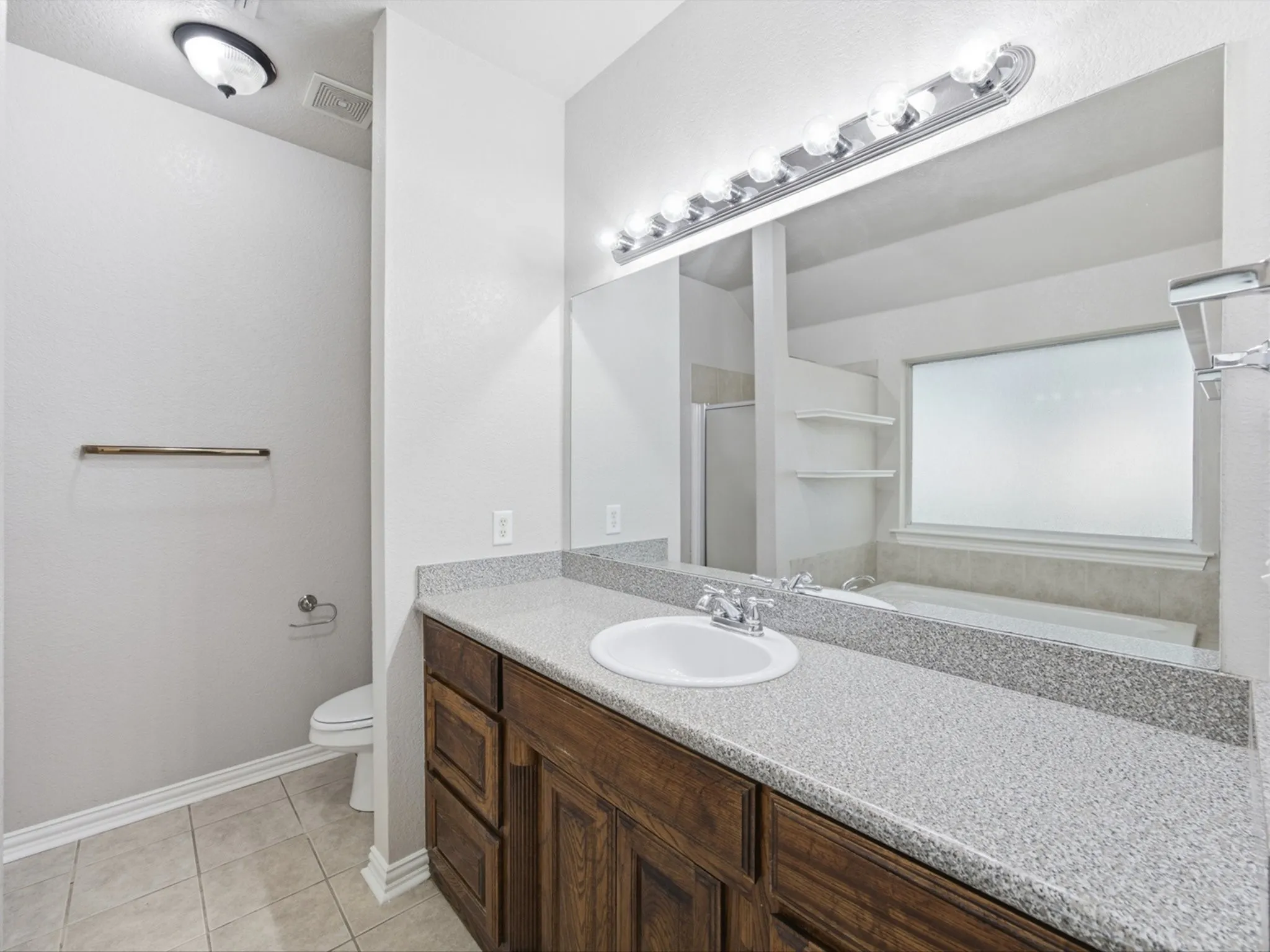 Plenty of counter space