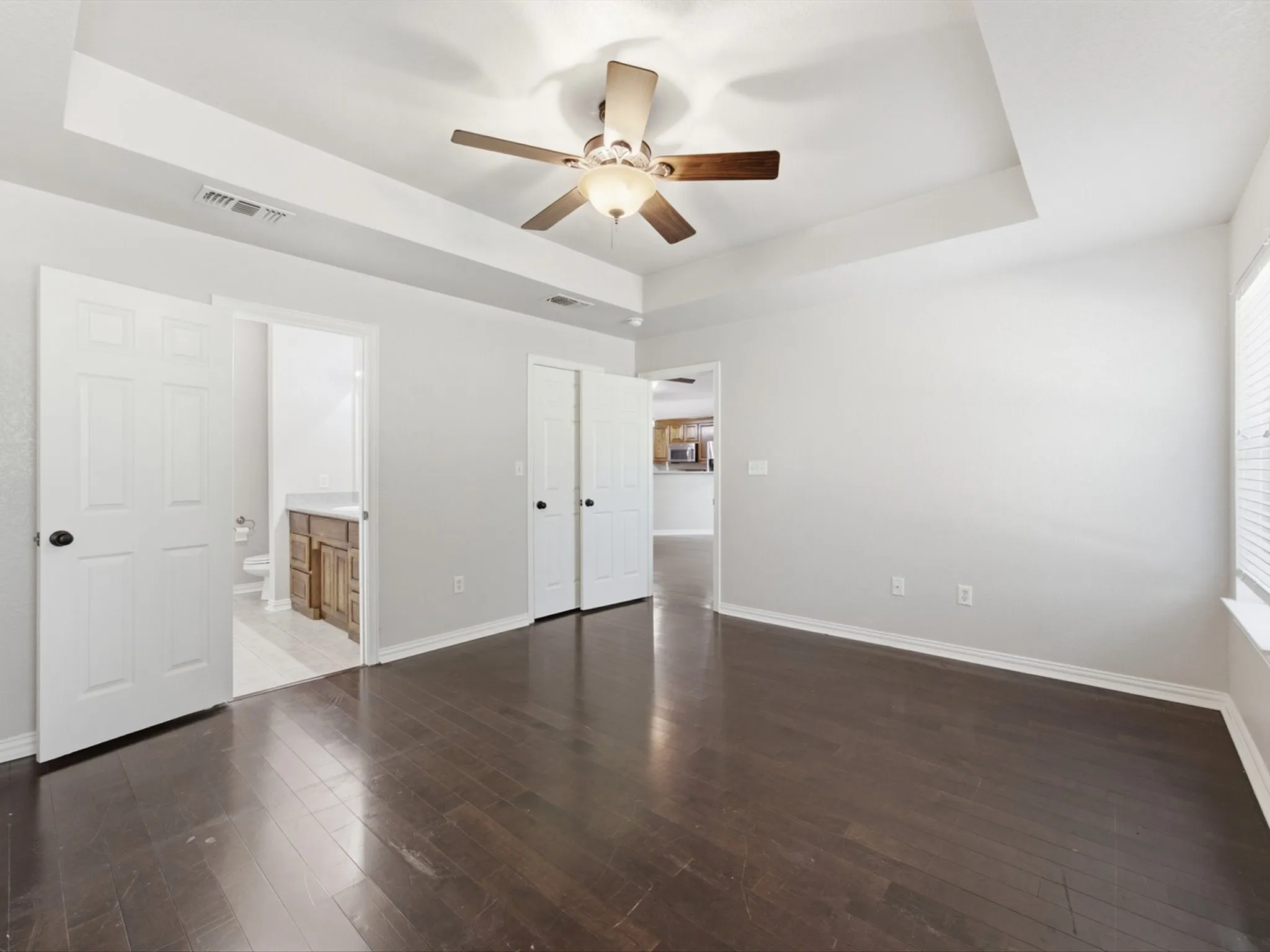 Single Family Residence For Sale in Wise County , 1807 13th Street, Bridgeport, Texas 76426, 3 Bedroom, 2 Bathroom, 1 Garage spaces, 1,376 Sqft, built in 2005, mls#21405803, Real Estate Agent in Bridgeport, Homes For Sale in Wise county, Homes For Sale in Bridgeport, Realtor in Bridgeport Texas, Real Estate Brokerage Independent Realty Texas, Luminita Cordes Realtor