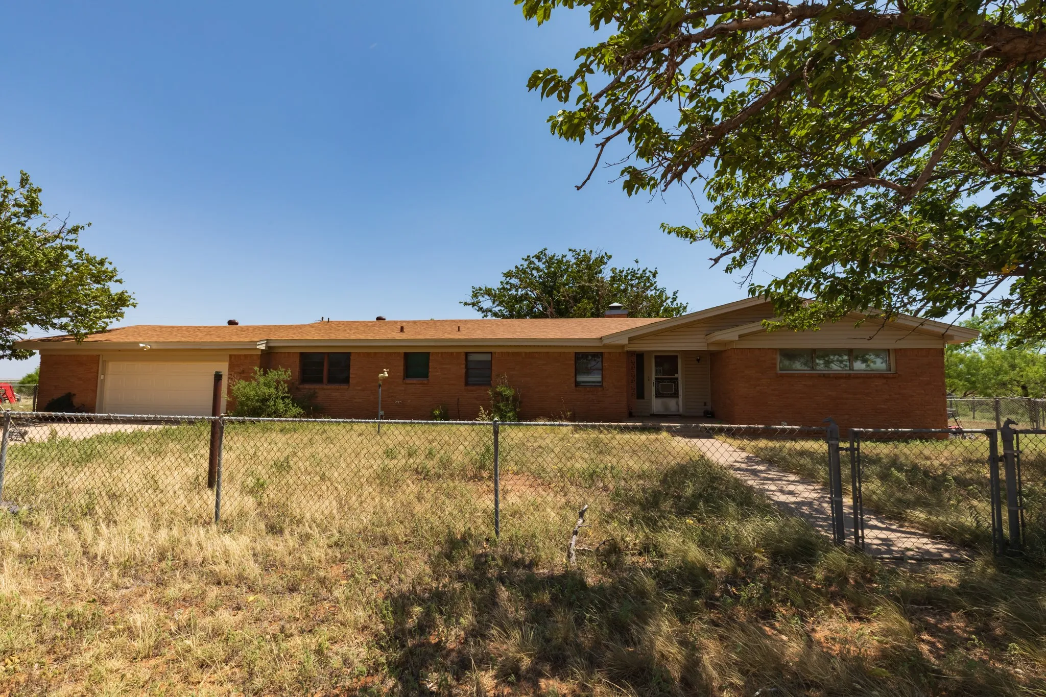 For Sale in Jones County , 9000 Private Road 496, Hawley, Texas 79525, 0, 0, Garage spaces, 0 Sqft, built in 1965, mls#21405995, Real Estate Agent in Hawley, Homes For Sale in Jones county, Homes For Sale in Hawley, Realtor in Hawley Texas, Real Estate Brokerage Independent Realty Texas, Luminita Cordes Realtor