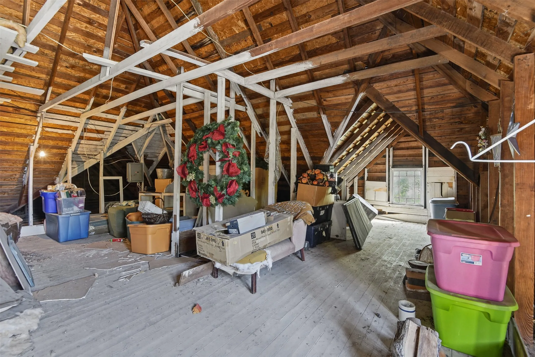 Single Family Residence For Sale in Ellis County , 234 S Ward Street, Italy, Texas 76651, 3 Bedroom, 2 Bathroom, Garage spaces, 2,359 Sqft, built in 1930, mls#21403618, Real Estate Agent in Italy, Homes For Sale in Ellis county, Homes For Sale in Italy, Realtor in Italy Texas, Real Estate Brokerage Independent Realty Texas, Luminita Cordes Realtor