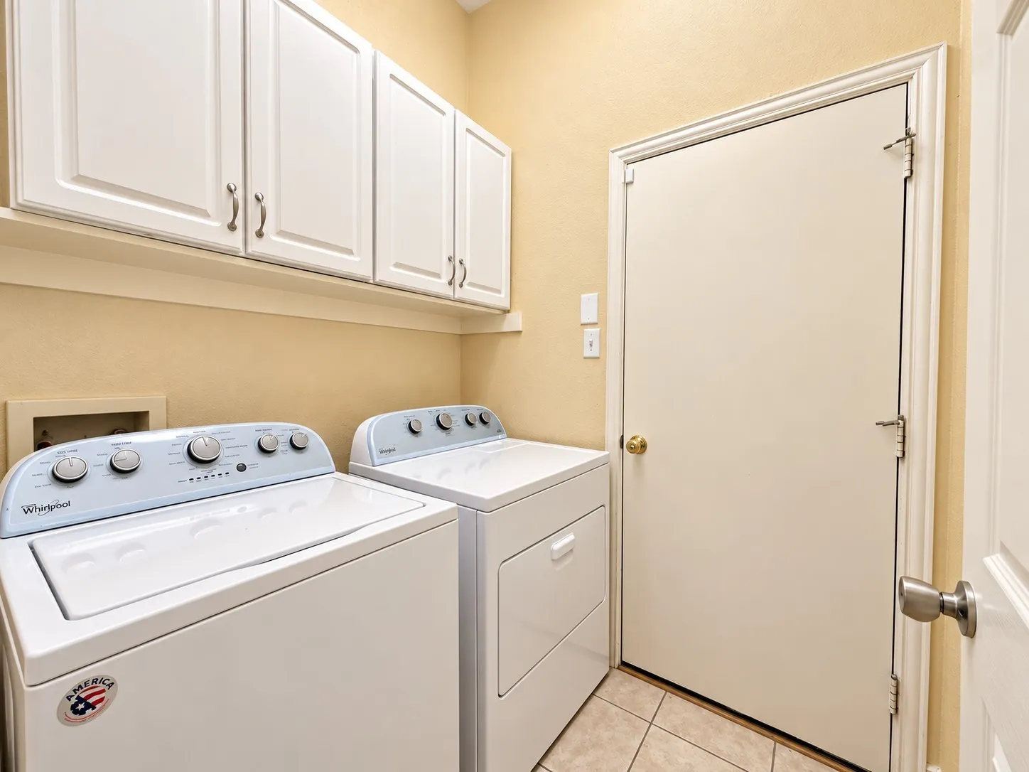 Single Family Residence For Rent in Tarrant County , 4625 Marguerite Lane, Fort Worth, Texas 76123, 4 Bedroom, 2 Bathroom, 2 Garage spaces, 2,193 Sqft, built in 2003, mls#21405985, Real Estate Agent in Fort Worth, Homes For Rent in Tarrant county, Homes For Rent in Fort Worth, Realtor in Fort Worth Texas, Real Estate Brokerage Independent Realty Texas, Luminita Cordes Realtor