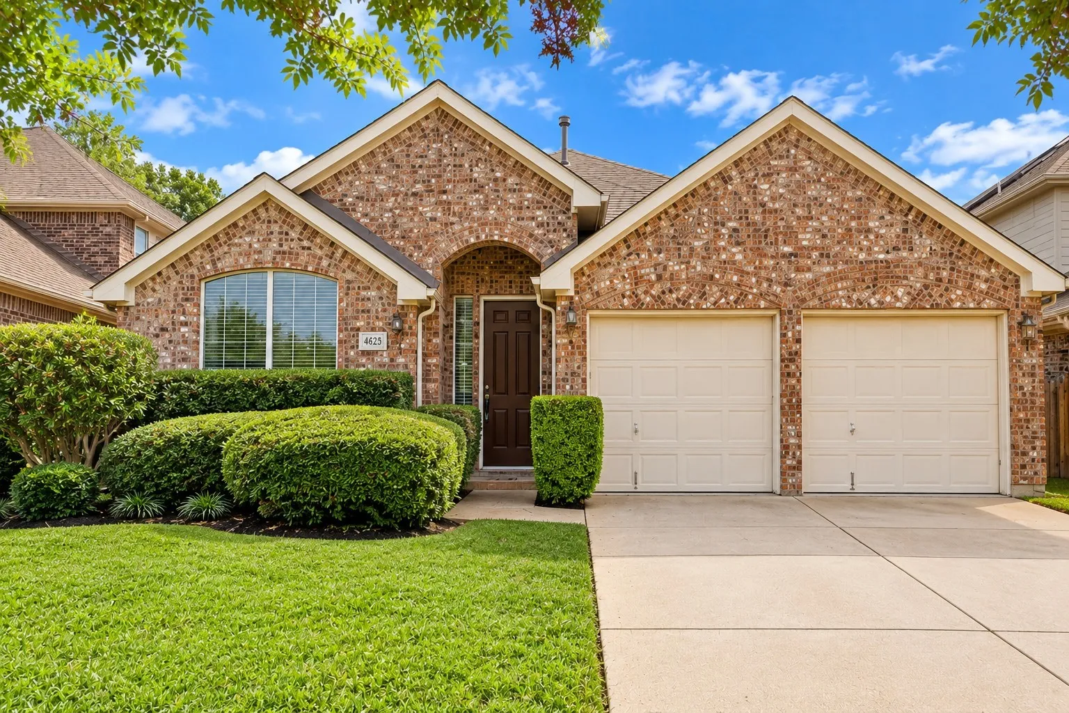 Single Family Residence For Rent