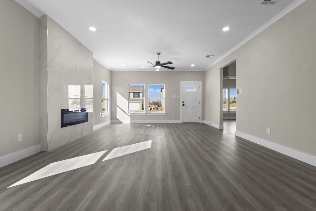 Single Family Residence For Sale in Henderson County , 303 Paschall Boulevard, Mabank, Texas 75147, 3 Bedroom, 2 Bathroom, Garage spaces, 1,322 Sqft, built in 2026, mls#21406001, Real Estate Agent in Mabank, Homes For Sale in Henderson county, Homes For Sale in Mabank, Realtor in Mabank Texas, Real Estate Brokerage Independent Realty Texas, Luminita Cordes Realtor