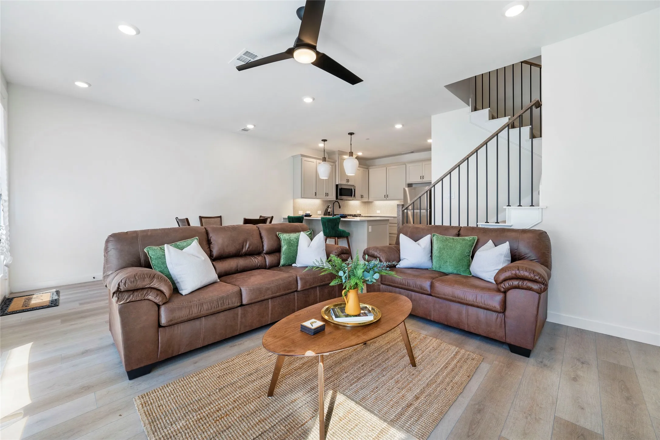 Townhouse For Rent in Denton County , 790 Dulaney Court, Prosper, Texas 75078, 2 Bedroom, 3 Bathroom, 2 Garage spaces, 1,415 Sqft, built in 2022, mls#21374848, Real Estate Agent in Prosper, Homes For Rent in Denton county, Homes For Rent in Prosper, Realtor in Prosper Texas, Real Estate Brokerage Independent Realty Texas, Luminita Cordes Realtor