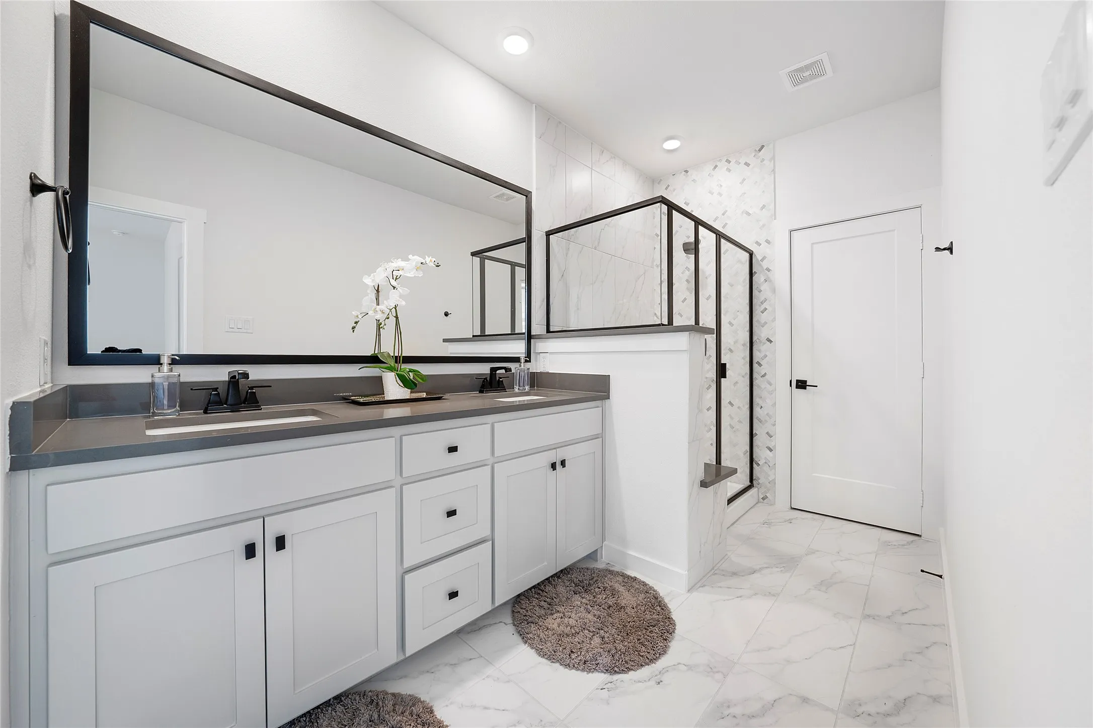 Townhouse For Rent in Denton County , 790 Dulaney Court, Prosper, Texas 75078, 2 Bedroom, 3 Bathroom, 2 Garage spaces, 1,415 Sqft, built in 2022, mls#21374848, Real Estate Agent in Prosper, Homes For Rent in Denton county, Homes For Rent in Prosper, Realtor in Prosper Texas, Real Estate Brokerage Independent Realty Texas, Luminita Cordes Realtor