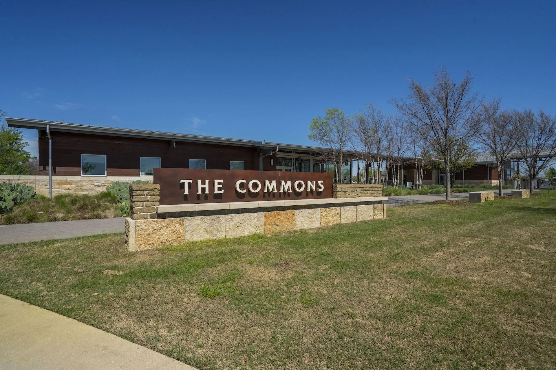 Townhouse For Rent in Denton County , 790 Dulaney Court, Prosper, Texas 75078, 2 Bedroom, 3 Bathroom, 2 Garage spaces, 1,415 Sqft, built in 2022, mls#21374848, Real Estate Agent in Prosper, Homes For Rent in Denton county, Homes For Rent in Prosper, Realtor in Prosper Texas, Real Estate Brokerage Independent Realty Texas, Luminita Cordes Realtor