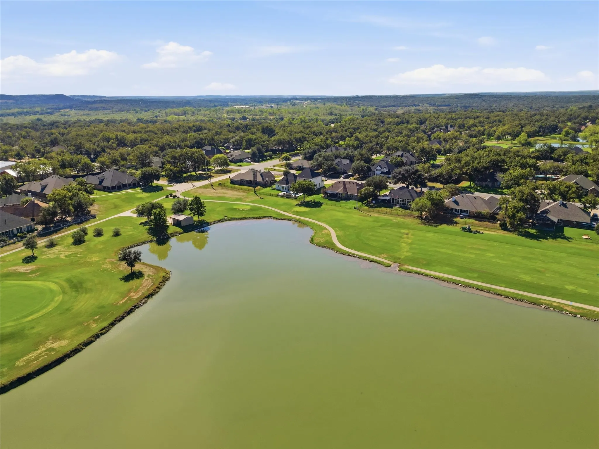 Single Family Residence For Sale in Hood County , 5613 Wedgefield Road, Granbury, Texas 76049, 4 Bedroom, 4 Bathroom, 3 Garage spaces, 3,794 Sqft, built in 2022, mls#21405503, Real Estate Agent in Granbury, Homes For Sale in Hood county, Homes For Sale in Granbury, Realtor in Granbury Texas, Real Estate Brokerage Independent Realty Texas, Luminita Cordes Realtor