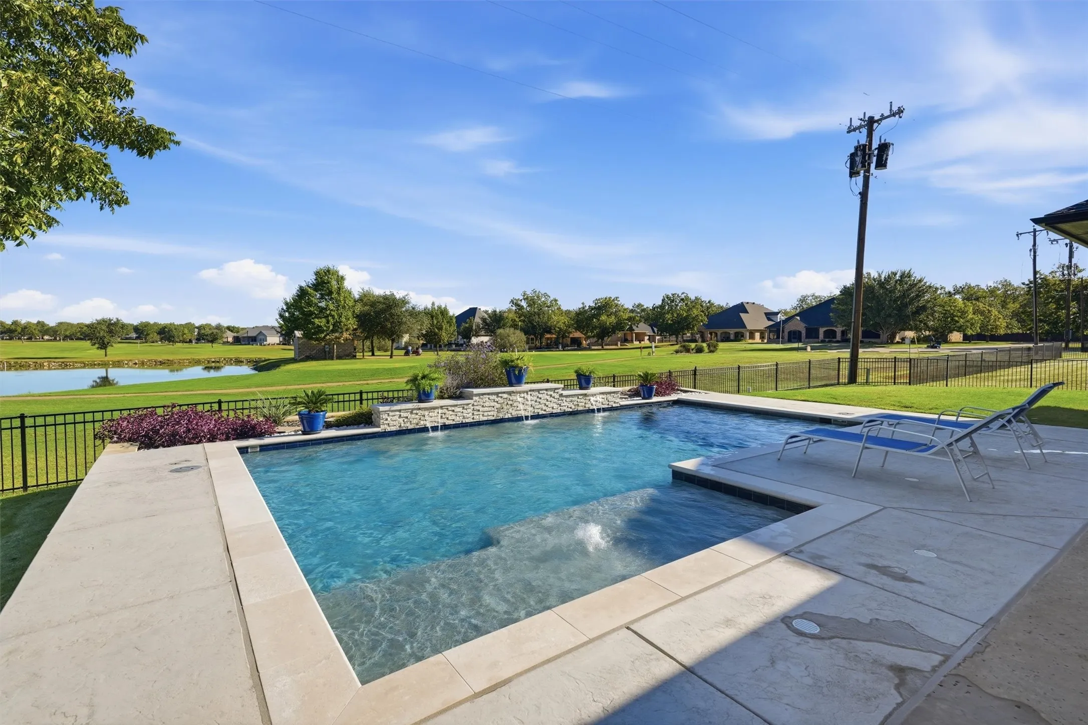 Single Family Residence For Sale in Hood County , 5613 Wedgefield Road, Granbury, Texas 76049, 4 Bedroom, 4 Bathroom, 3 Garage spaces, 3,794 Sqft, built in 2022, mls#21405503, Real Estate Agent in Granbury, Homes For Sale in Hood county, Homes For Sale in Granbury, Realtor in Granbury Texas, Real Estate Brokerage Independent Realty Texas, Luminita Cordes Realtor