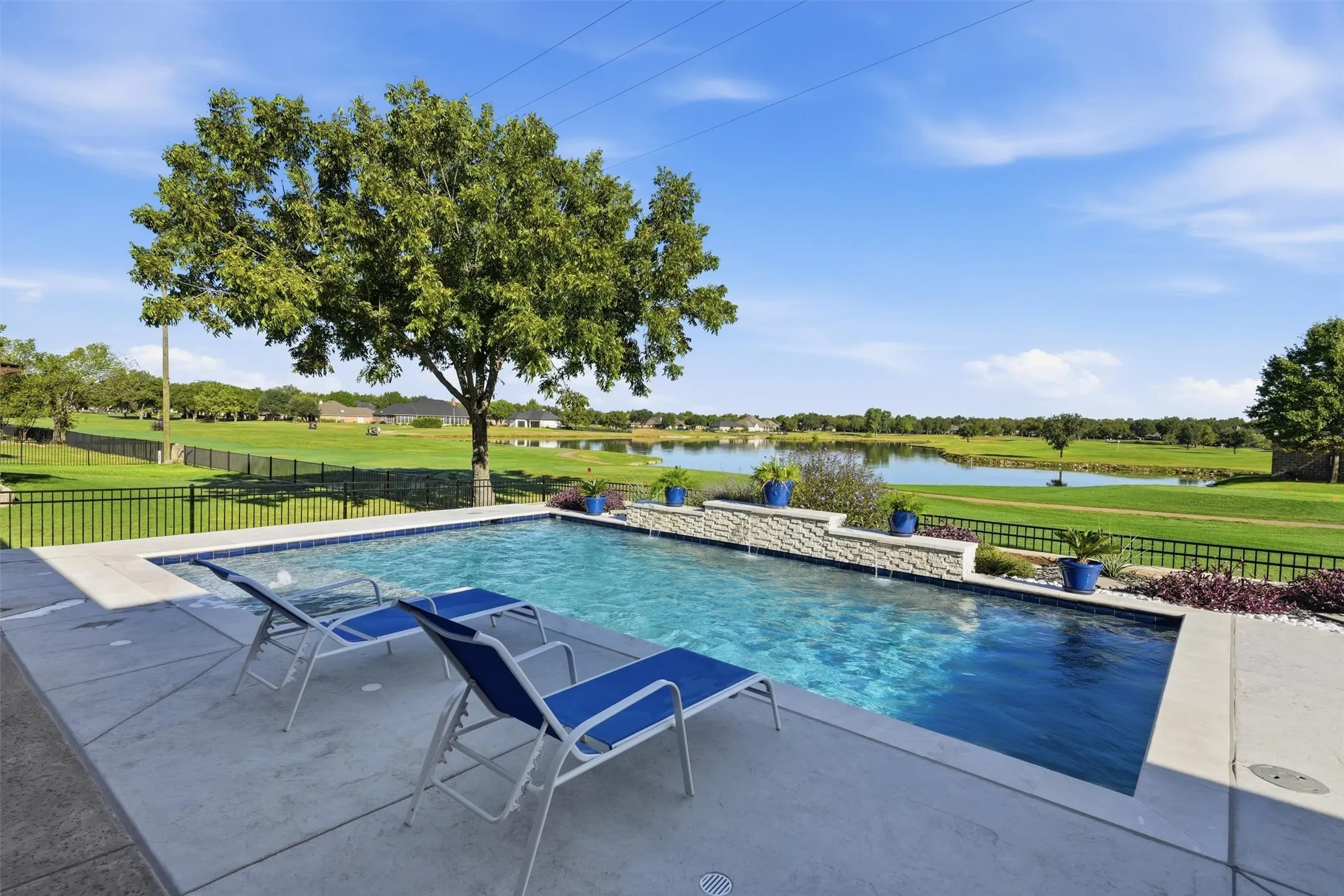 Single Family Residence For Sale in Hood County , 5613 Wedgefield Road, Granbury, Texas 76049, 4 Bedroom, 4 Bathroom, 3 Garage spaces, 3,794 Sqft, built in 2022, mls#21405503, Real Estate Agent in Granbury, Homes For Sale in Hood county, Homes For Sale in Granbury, Realtor in Granbury Texas, Real Estate Brokerage Independent Realty Texas, Luminita Cordes Realtor