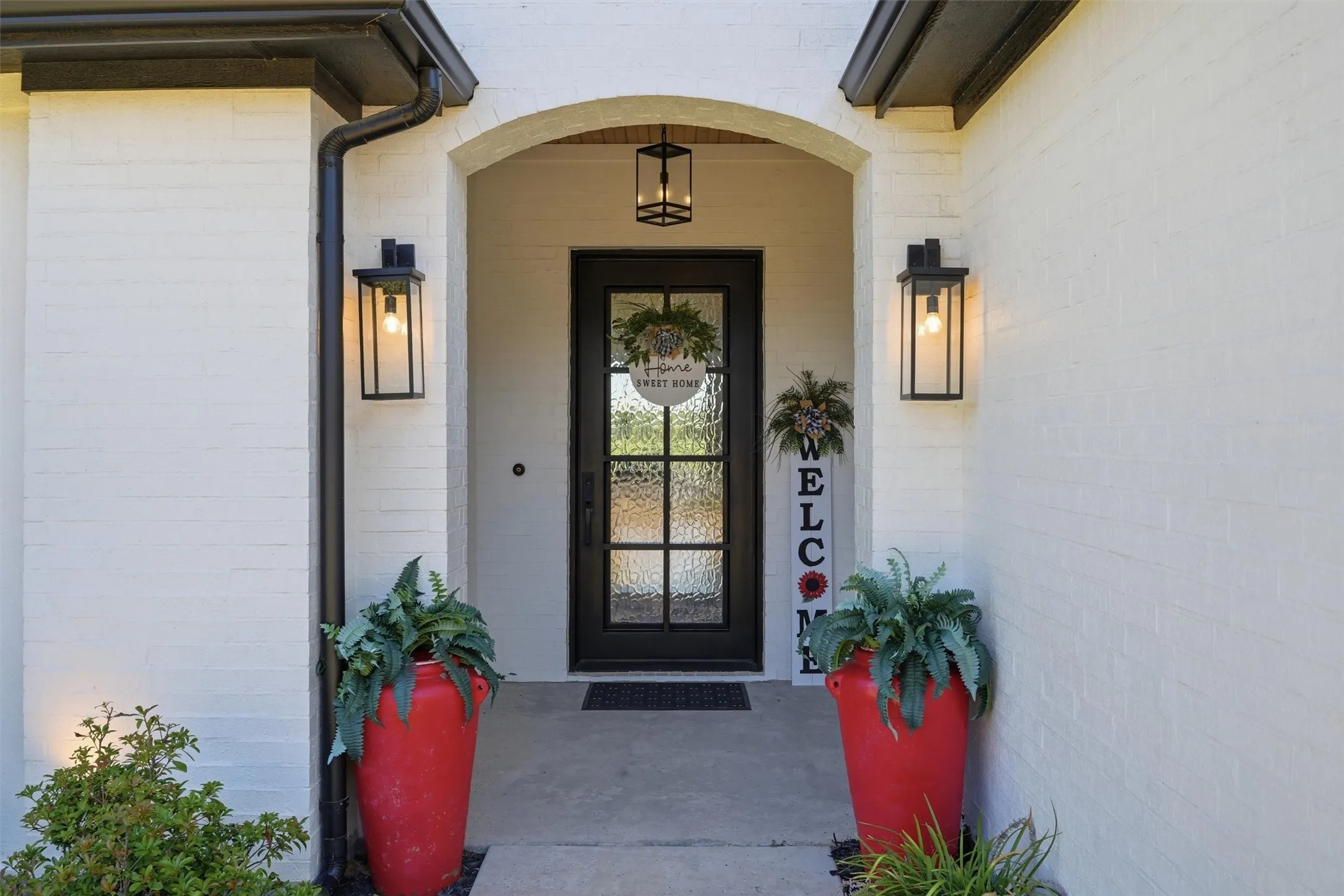 Single Family Residence For Sale in Hood County , 5613 Wedgefield Road, Granbury, Texas 76049, 4 Bedroom, 4 Bathroom, 3 Garage spaces, 3,794 Sqft, built in 2022, mls#21405503, Real Estate Agent in Granbury, Homes For Sale in Hood county, Homes For Sale in Granbury, Realtor in Granbury Texas, Real Estate Brokerage Independent Realty Texas, Luminita Cordes Realtor
