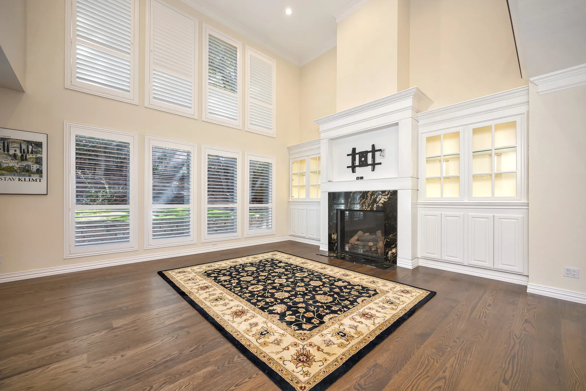 Single Family Residence For Sale in Tarrant County , 6214 Tiffany Oaks Lane, Arlington, Texas 76016, 4 Bedroom, 4 Bathroom, 2 Garage spaces, 3,610 Sqft, built in 1994, mls#21397785, Real Estate Agent in Arlington, Homes For Sale in Tarrant county, Homes For Sale in Arlington, Realtor in Arlington Texas, Real Estate Brokerage Independent Realty Texas, Luminita Cordes Realtor