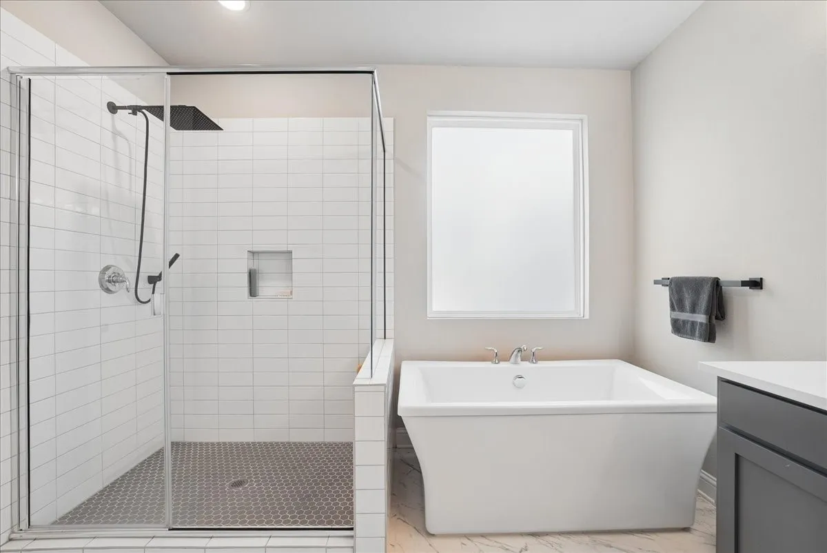 Single Family Residence For Sale in Denton County , 1517 Parker Stone Boulevard, Denton, Texas 76210, 4 Bedroom, 3 Bathroom, 2 Garage spaces, 2,964 Sqft, built in 2022, mls#21399338, Real Estate Agent in Denton, Homes For Sale in Denton county, Homes For Sale in Denton, Realtor in Denton Texas, Real Estate Brokerage Independent Realty Texas, Luminita Cordes Realtor