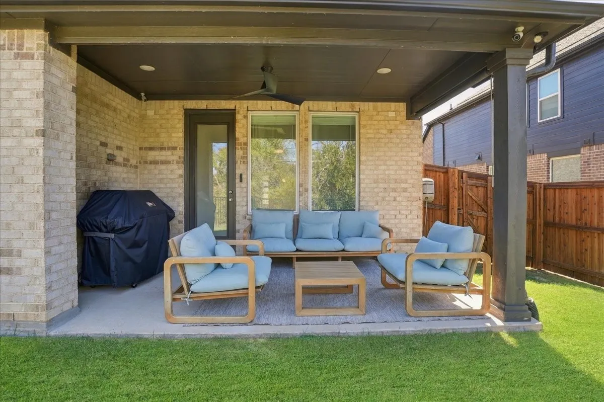 Single Family Residence For Sale in Denton County , 1517 Parker Stone Boulevard, Denton, Texas 76210, 4 Bedroom, 3 Bathroom, 2 Garage spaces, 2,964 Sqft, built in 2022, mls#21399338, Real Estate Agent in Denton, Homes For Sale in Denton county, Homes For Sale in Denton, Realtor in Denton Texas, Real Estate Brokerage Independent Realty Texas, Luminita Cordes Realtor