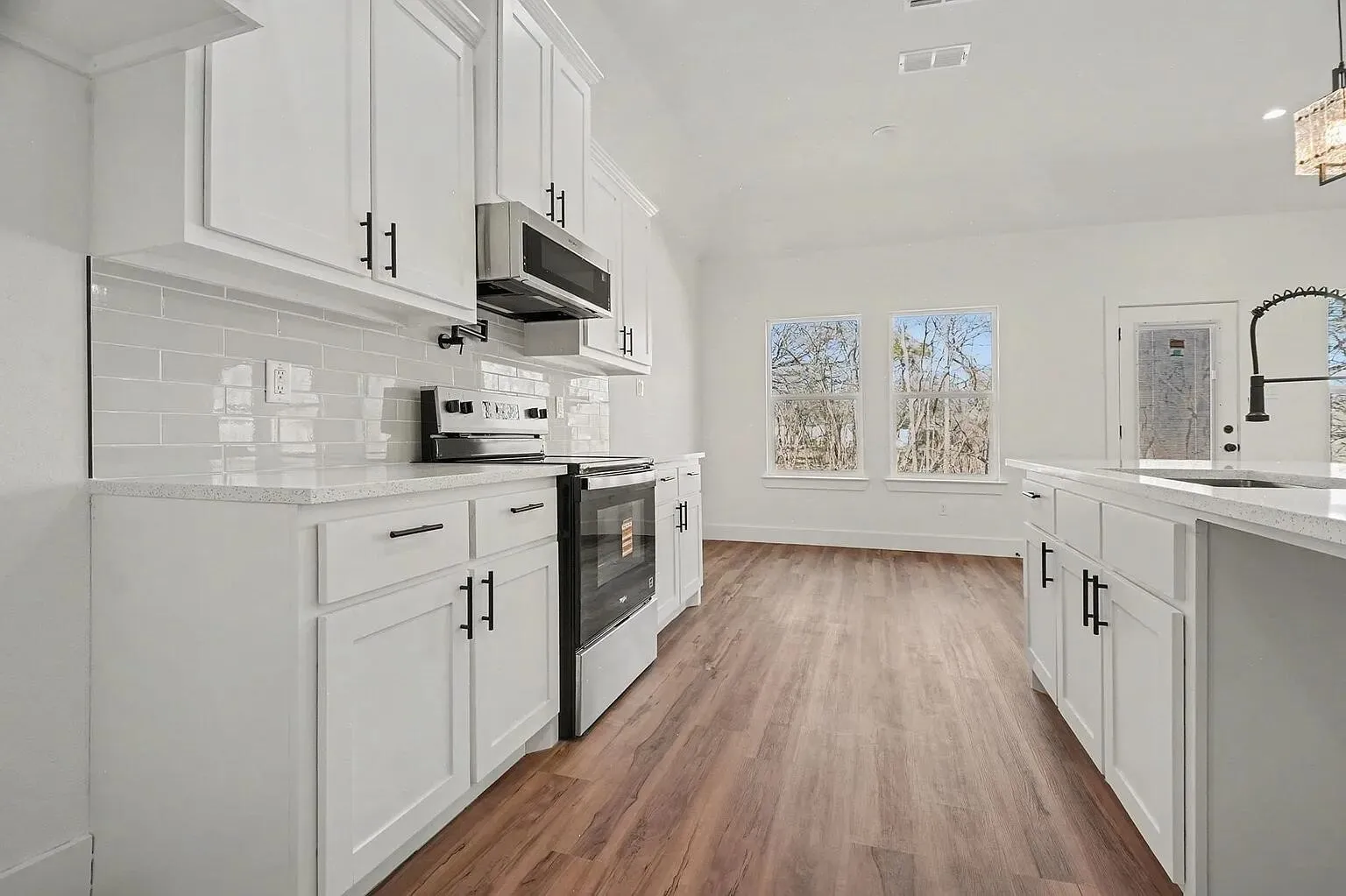 Single Family Residence For Sale in Hunt County , 4528 Church Street, Greenville, Texas 75401, 3 Bedroom, 2 Bathroom, 2 Garage spaces, 1,528 Sqft, built in 2026, mls#21406017, Real Estate Agent in Greenville, Homes For Sale in Hunt county, Homes For Sale in Greenville, Realtor in Greenville Texas, Real Estate Brokerage Independent Realty Texas, Luminita Cordes Realtor