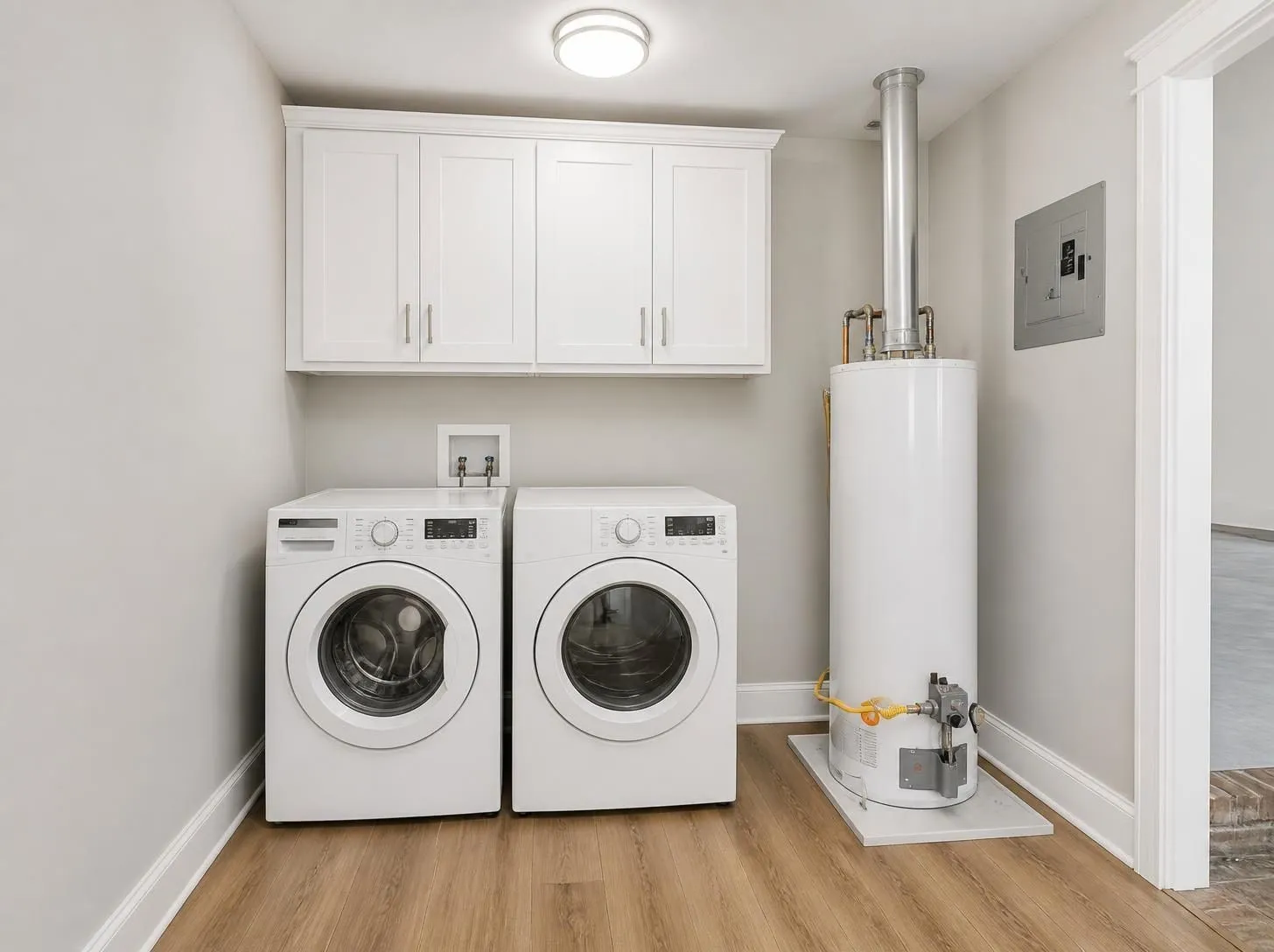 Virtually Remodeled/Staged. FOR ILLUSTRATION ONLY. IMPROVEMENTS SHOWN ARE NOT INCLUDED.