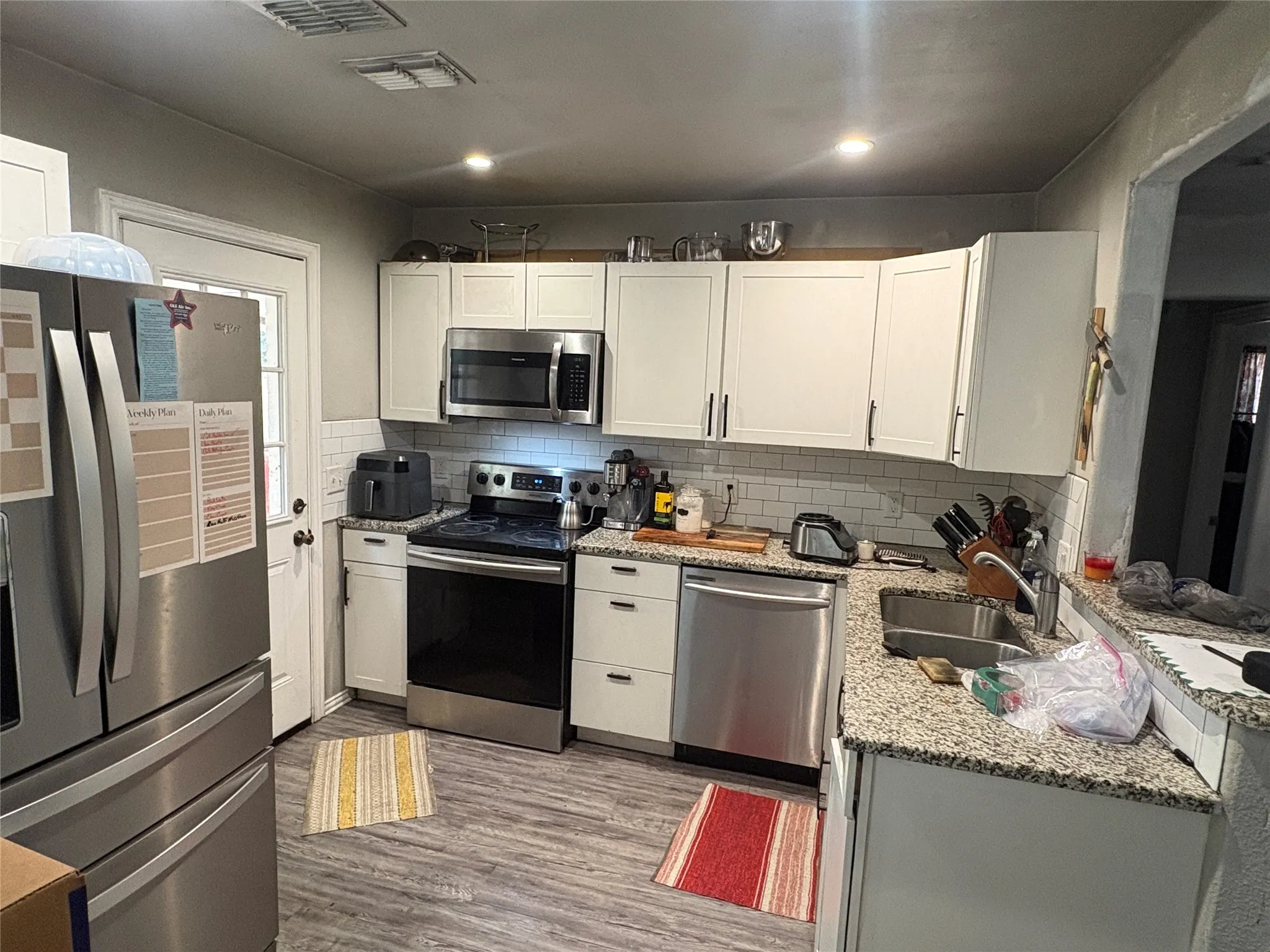 Single Family Residence For Sale in Tarrant County , 800 Lynda Drive, River Oaks, Texas 76114, 3 Bedroom, 1 Bathroom, Garage spaces, 1,070 Sqft, built in 1951, mls#21401566, Real Estate Agent in River Oaks, Homes For Sale in Tarrant county, Homes For Sale in River Oaks, Realtor in River Oaks Texas, Real Estate Brokerage Independent Realty Texas, Luminita Cordes Realtor