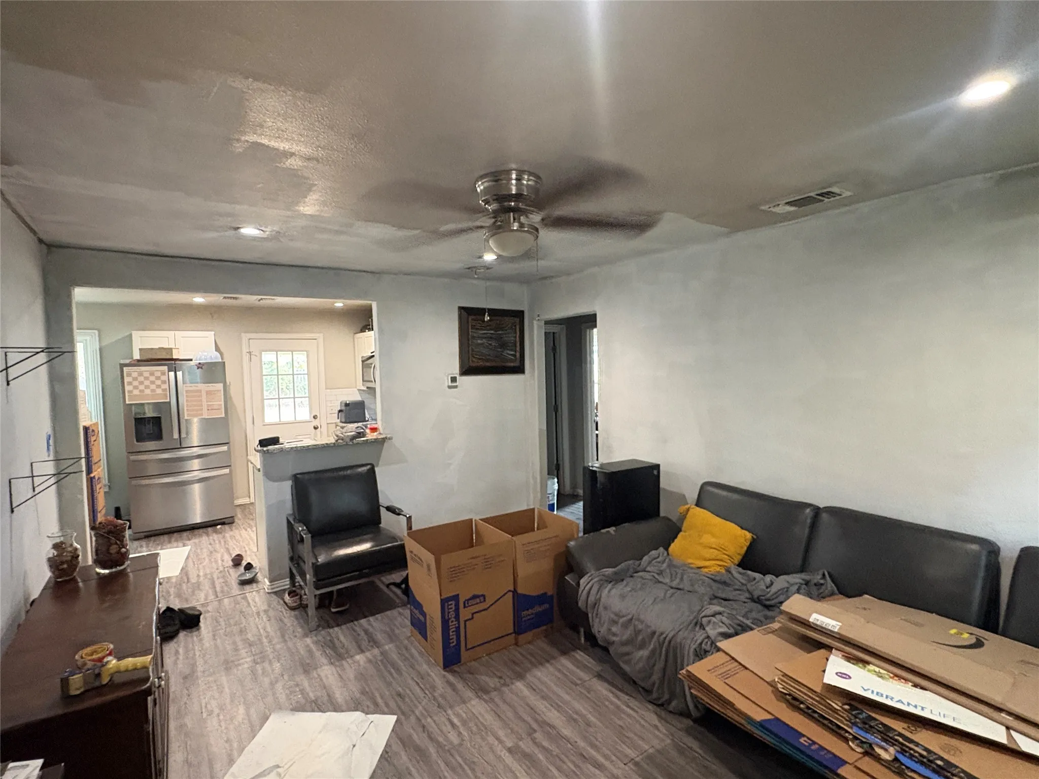 Single Family Residence For Sale in Tarrant County , 800 Lynda Drive, River Oaks, Texas 76114, 3 Bedroom, 1 Bathroom, Garage spaces, 1,070 Sqft, built in 1951, mls#21401566, Real Estate Agent in River Oaks, Homes For Sale in Tarrant county, Homes For Sale in River Oaks, Realtor in River Oaks Texas, Real Estate Brokerage Independent Realty Texas, Luminita Cordes Realtor
