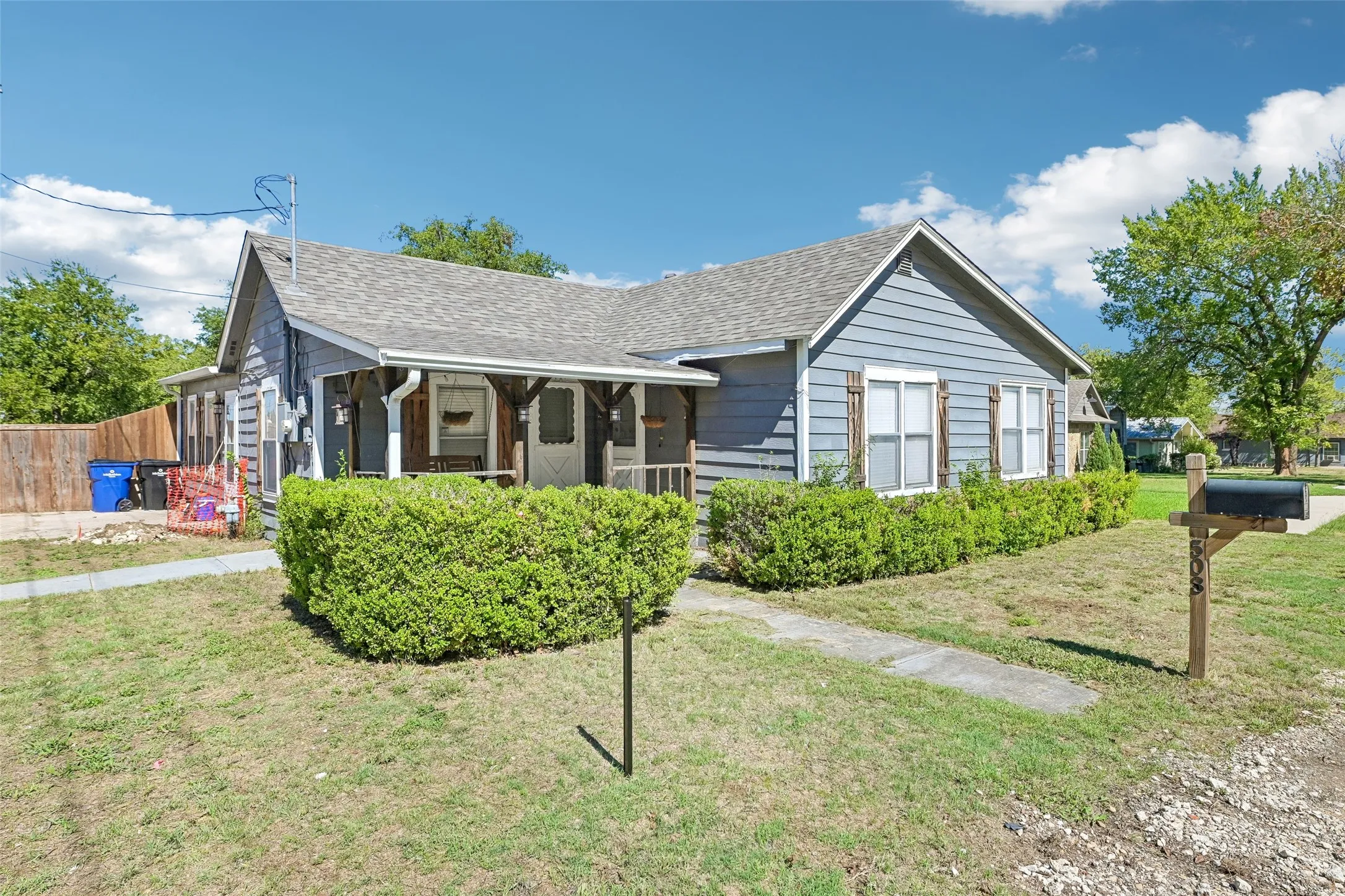 Single Family Residence For Sale