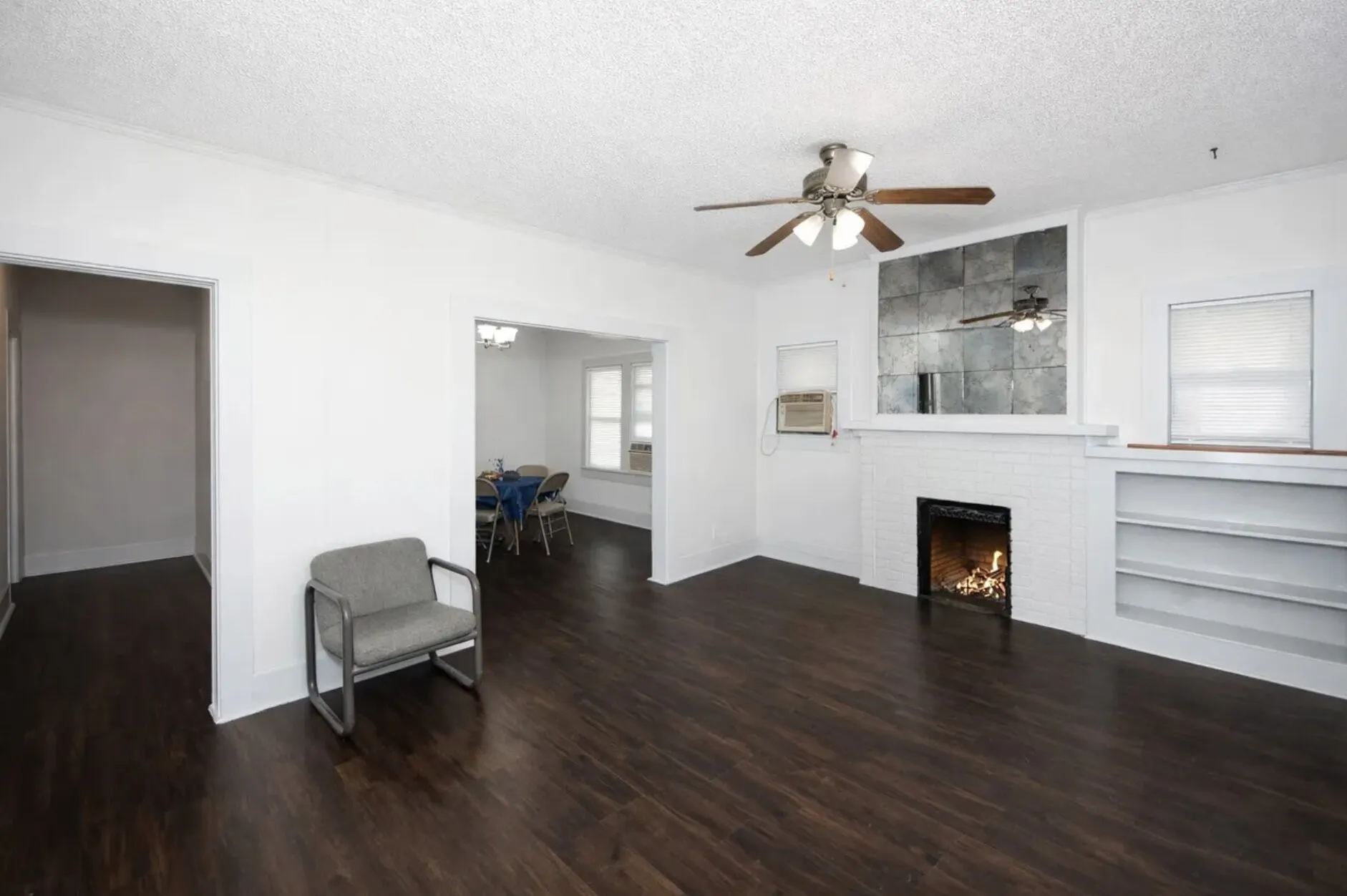 Single Family Residence For Sale in Tarrant County , 2628 Avenue G, Fort Worth, Texas 76105, 5 Bedroom, 3 Bathroom, Garage spaces, 1,440 Sqft, built in 1925, mls#21406024, Real Estate Agent in Fort Worth, Homes For Sale in Tarrant county, Homes For Sale in Fort Worth, Realtor in Fort Worth Texas, Real Estate Brokerage Independent Realty Texas, Luminita Cordes Realtor