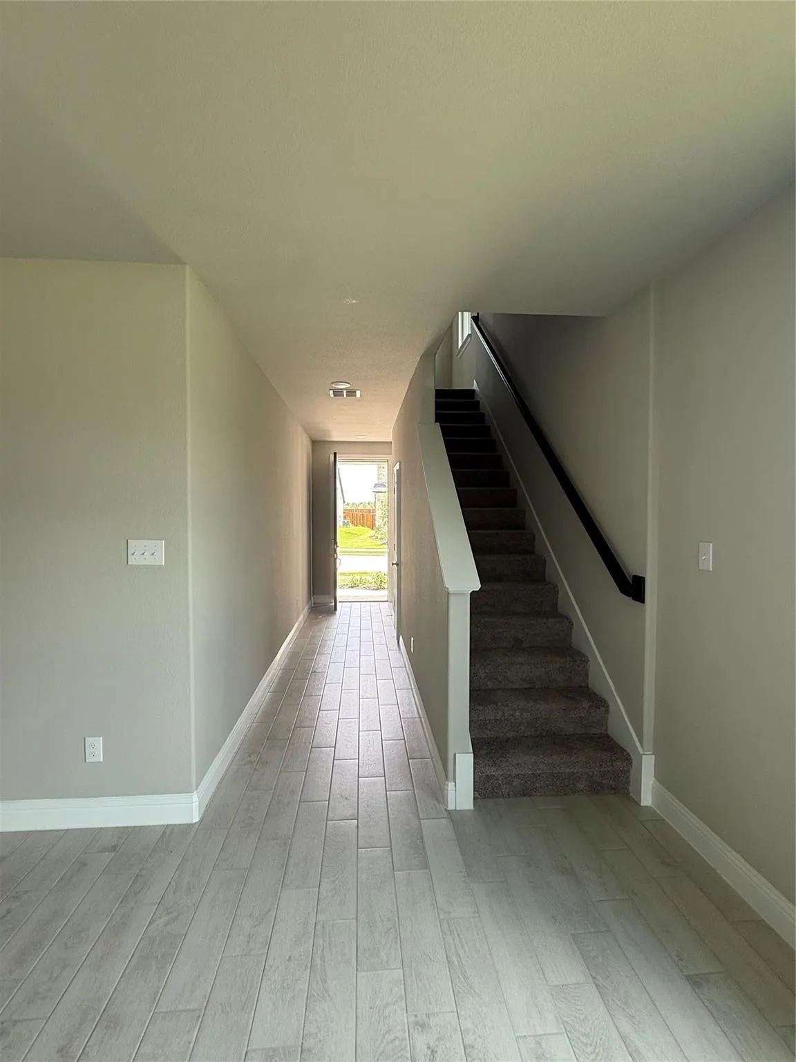 Single Family Residence For Rent in Collin County , 804 Sicily Boulevard, Princeton, Texas 75407, 4 Bedroom, 3 Bathroom, 2 Garage spaces, 2,296 Sqft, built in 2025, mls#21403039, Real Estate Agent in Princeton, Homes For Rent in Collin county, Homes For Rent in Princeton, Realtor in Princeton Texas, Real Estate Brokerage Independent Realty Texas, Luminita Cordes Realtor