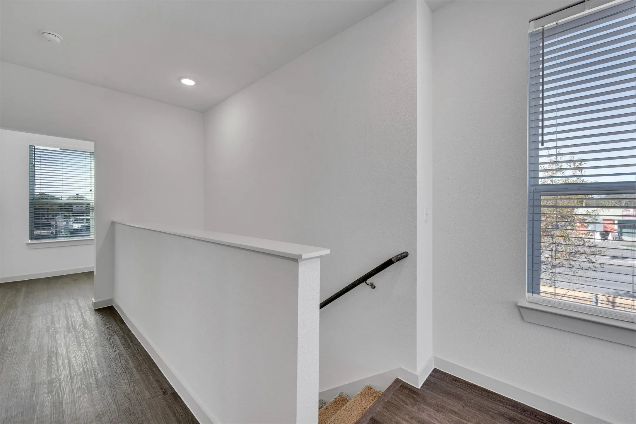 Townhouse For Rent in Dallas County , 10030 Garland Road 0702, Dallas, Texas 75218, 2 Bedroom, 3 Bathroom, 1 Garage spaces, 1,503 Sqft, built in 2023, mls#21406027, Real Estate Agent in Dallas, Homes For Rent in Dallas county, Homes For Rent in Dallas, Realtor in Dallas Texas, Real Estate Brokerage Independent Realty Texas, Luminita Cordes Realtor
