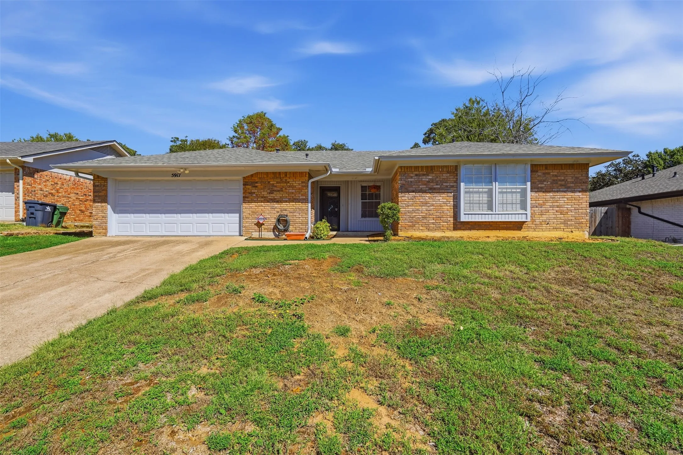 Single Family Residence For Rent in Tarrant County , 5917 Pleasant Hill Drive, Arlington, Texas 76016, 3 Bedroom, 2 Bathroom, 2 Garage spaces, 1,518 Sqft, built in 1979, mls#21406000, Real Estate Agent in Arlington, Homes For Rent in Tarrant county, Homes For Rent in Arlington, Realtor in Arlington Texas, Real Estate Brokerage Independent Realty Texas, Luminita Cordes Realtor