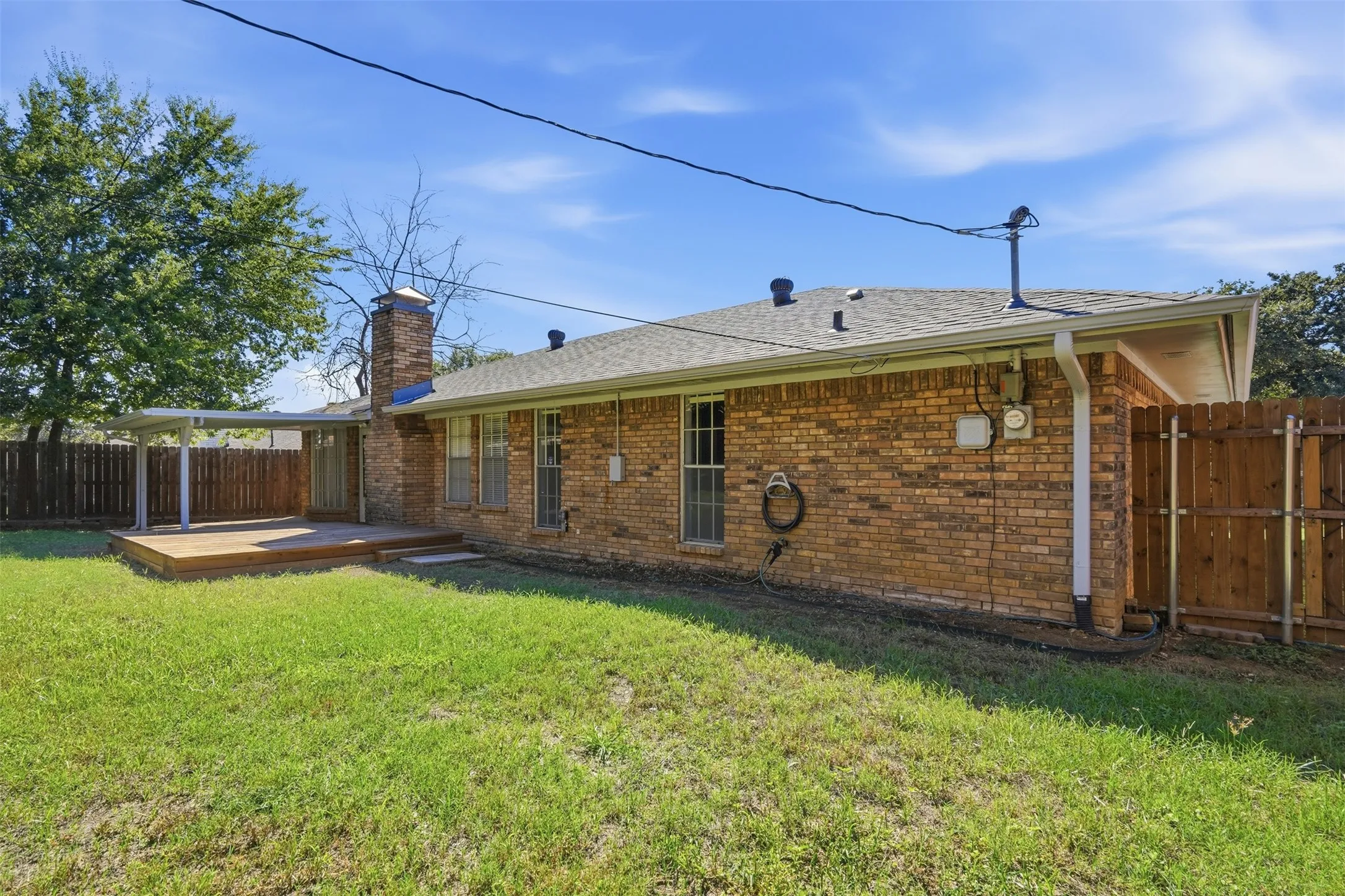 Single Family Residence For Rent in Tarrant County , 5917 Pleasant Hill Drive, Arlington, Texas 76016, 3 Bedroom, 2 Bathroom, 2 Garage spaces, 1,518 Sqft, built in 1979, mls#21406000, Real Estate Agent in Arlington, Homes For Rent in Tarrant county, Homes For Rent in Arlington, Realtor in Arlington Texas, Real Estate Brokerage Independent Realty Texas, Luminita Cordes Realtor