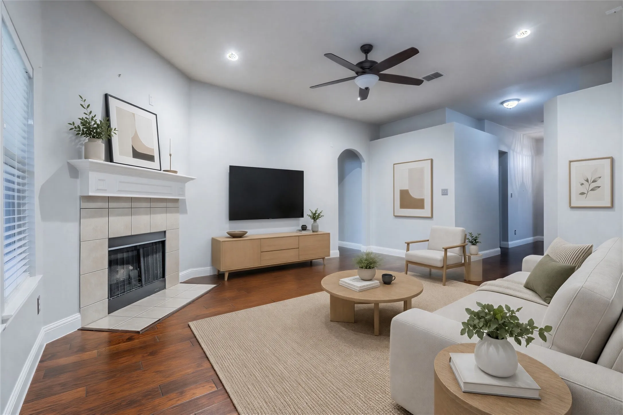 Single Family Residence For Rent in Denton County , 228 Flatwood Drive, Little Elm, Texas 75068, 3 Bedroom, 2 Bathroom, 2 Garage spaces, 1,581 Sqft, built in 2006, mls#21404795, Real Estate Agent in Little Elm, Homes For Rent in Denton county, Homes For Rent in Little Elm, Realtor in Little Elm Texas, Real Estate Brokerage Independent Realty Texas, Luminita Cordes Realtor