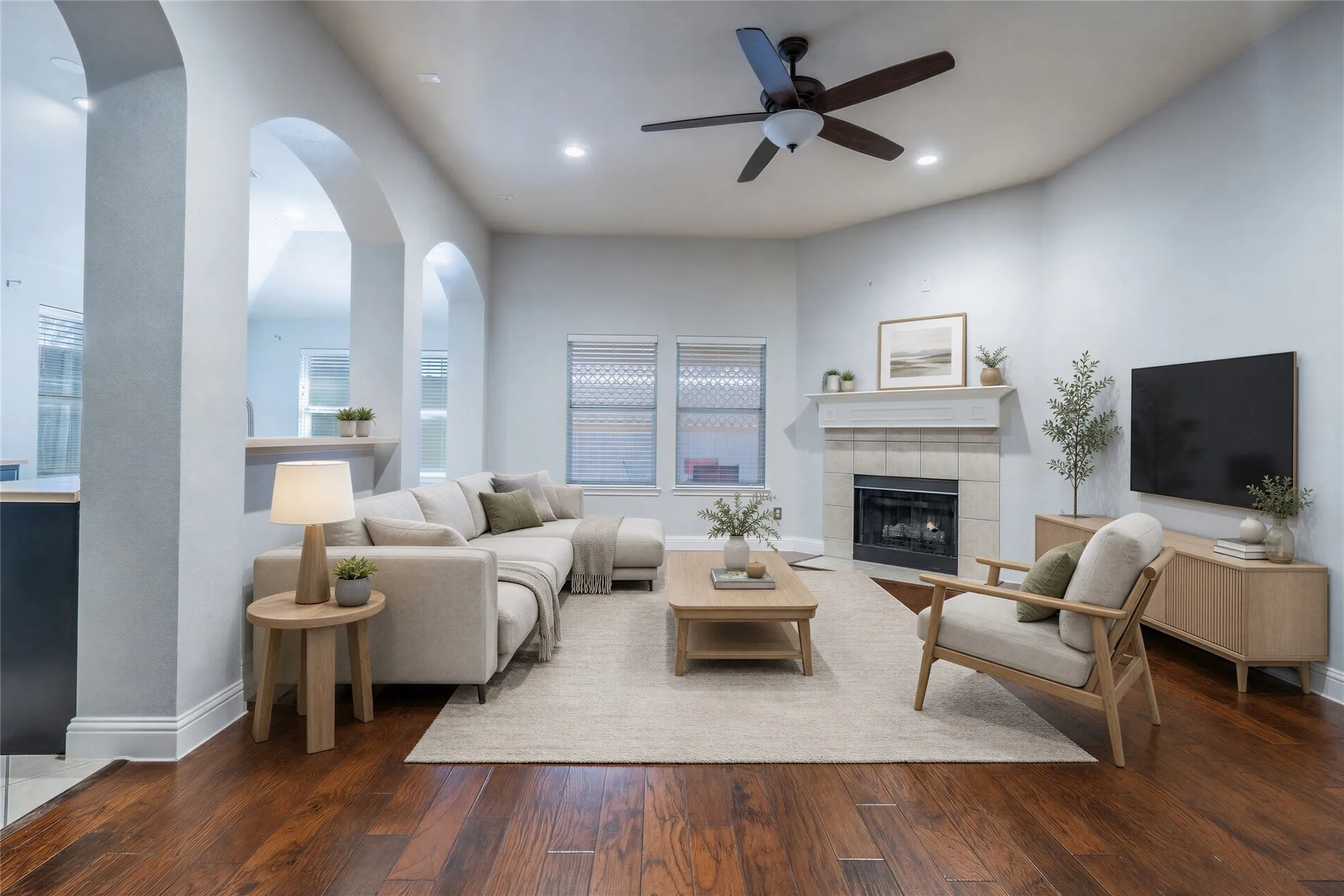 Single Family Residence For Rent in Denton County , 228 Flatwood Drive, Little Elm, Texas 75068, 3 Bedroom, 2 Bathroom, 2 Garage spaces, 1,581 Sqft, built in 2006, mls#21404795, Real Estate Agent in Little Elm, Homes For Rent in Denton county, Homes For Rent in Little Elm, Realtor in Little Elm Texas, Real Estate Brokerage Independent Realty Texas, Luminita Cordes Realtor