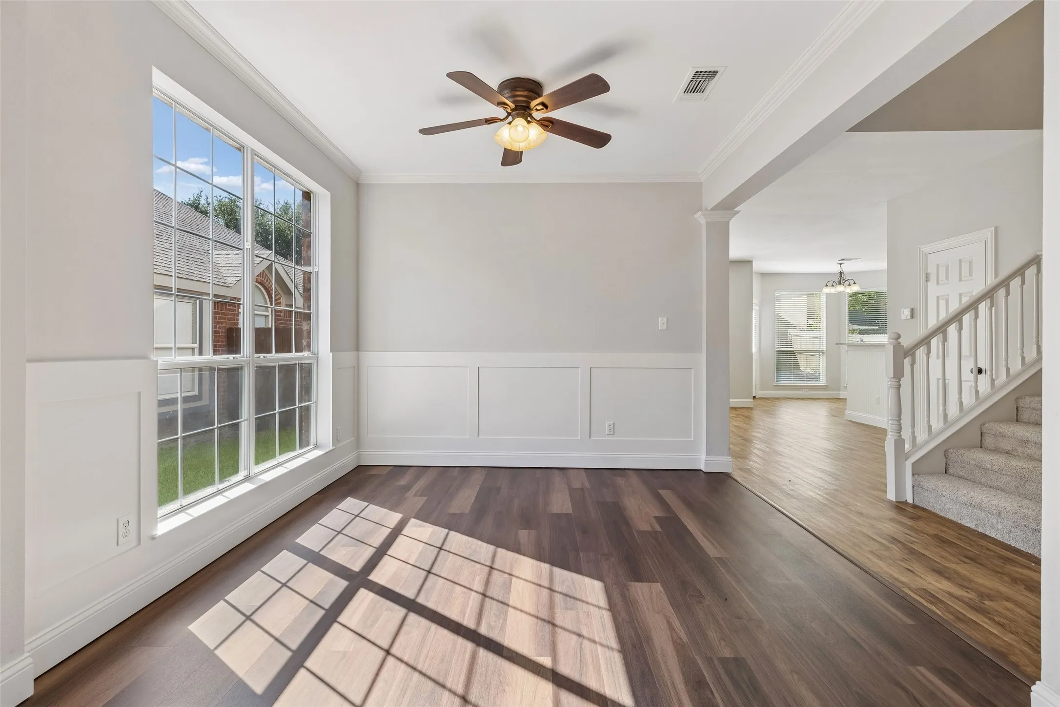 Single Family Residence For Sale in Collin County , 5421 Pebble Court, Mc Kinney, Texas 75072, 4 Bedroom, 4 Bathroom, 2 Garage spaces, 2,279 Sqft, built in 1998, mls#21405972, Real Estate Agent in Mc Kinney, Homes For Sale in Collin county, Homes For Sale in Mc Kinney, Realtor in Mc Kinney Texas, Real Estate Brokerage Independent Realty Texas, Luminita Cordes Realtor