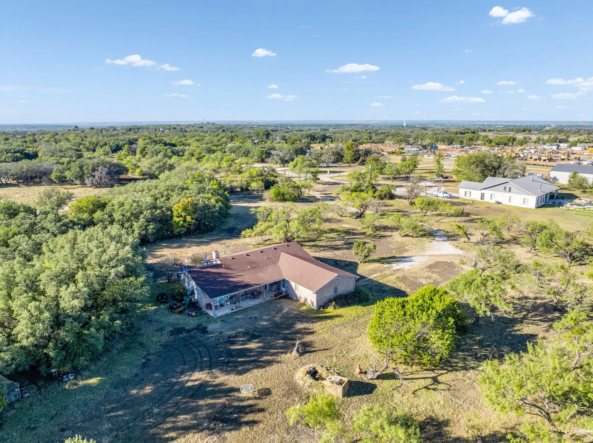 Single Family Residence For Sale in Brown County , 5599 County Road 614, Early, Texas 76802, 3 Bedroom, 2 Bathroom, 2 Garage spaces, 1,766 Sqft, built in 2000, mls#21406025, Real Estate Agent in Early, Homes For Sale in Brown county, Homes For Sale in Early, Realtor in Early Texas, Real Estate Brokerage Independent Realty Texas, Luminita Cordes Realtor