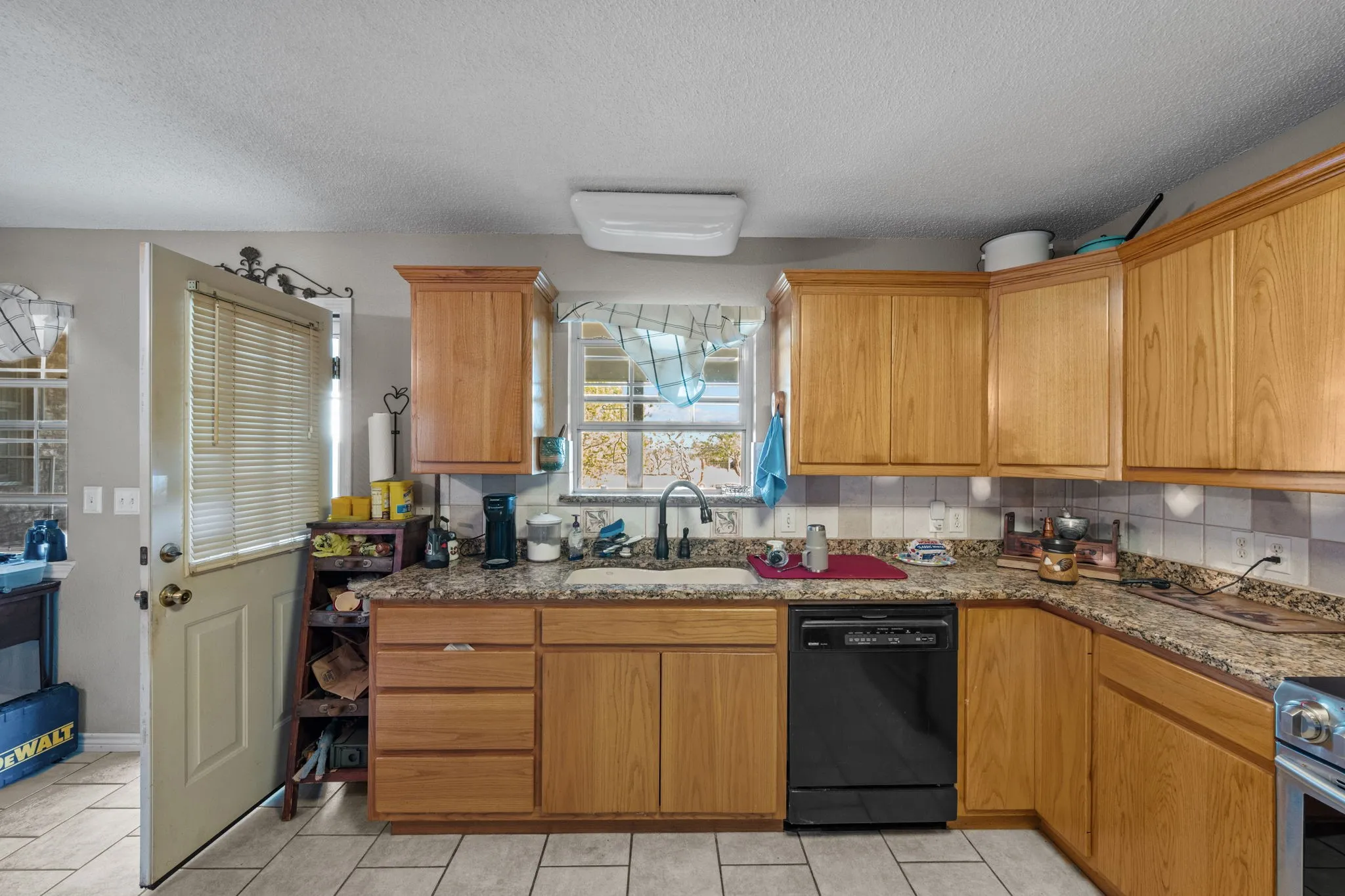 Single Family Residence For Sale in Brown County , 5599 County Road 614, Early, Texas 76802, 3 Bedroom, 2 Bathroom, 2 Garage spaces, 1,766 Sqft, built in 2000, mls#21406025, Real Estate Agent in Early, Homes For Sale in Brown county, Homes For Sale in Early, Realtor in Early Texas, Real Estate Brokerage Independent Realty Texas, Luminita Cordes Realtor