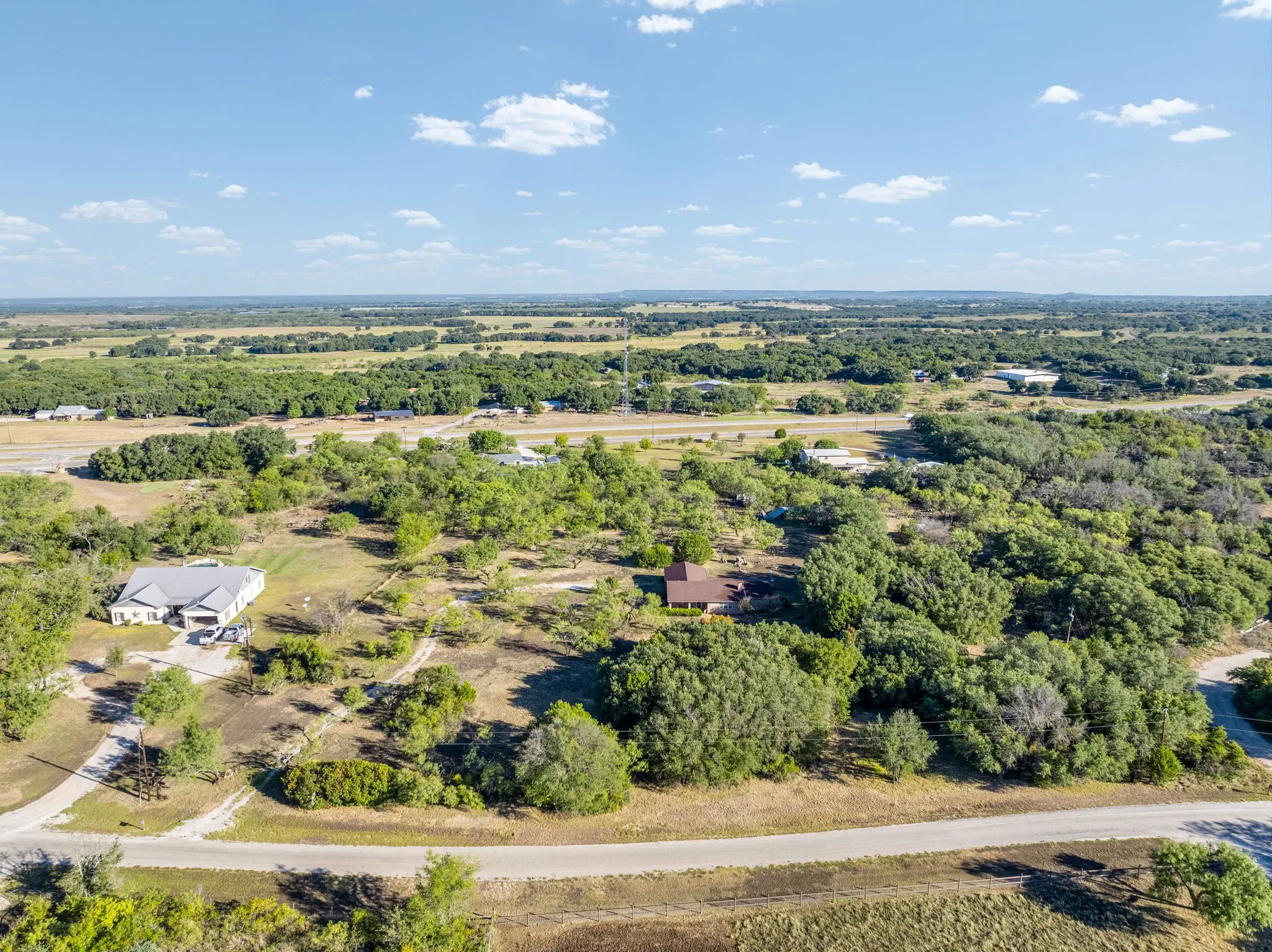 Single Family Residence For Sale in Brown County , 5599 County Road 614, Early, Texas 76802, 3 Bedroom, 2 Bathroom, 2 Garage spaces, 1,766 Sqft, built in 2000, mls#21406025, Real Estate Agent in Early, Homes For Sale in Brown county, Homes For Sale in Early, Realtor in Early Texas, Real Estate Brokerage Independent Realty Texas, Luminita Cordes Realtor