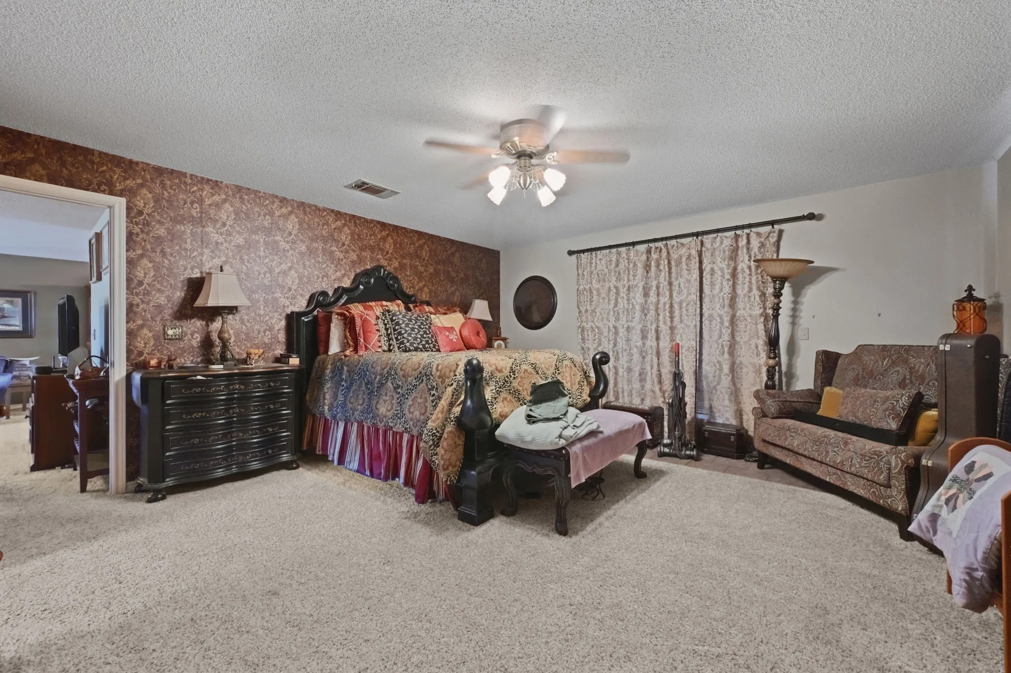 Single Family Residence For Sale in Brown County , 5599 County Road 614, Early, Texas 76802, 3 Bedroom, 2 Bathroom, 2 Garage spaces, 1,766 Sqft, built in 2000, mls#21406025, Real Estate Agent in Early, Homes For Sale in Brown county, Homes For Sale in Early, Realtor in Early Texas, Real Estate Brokerage Independent Realty Texas, Luminita Cordes Realtor