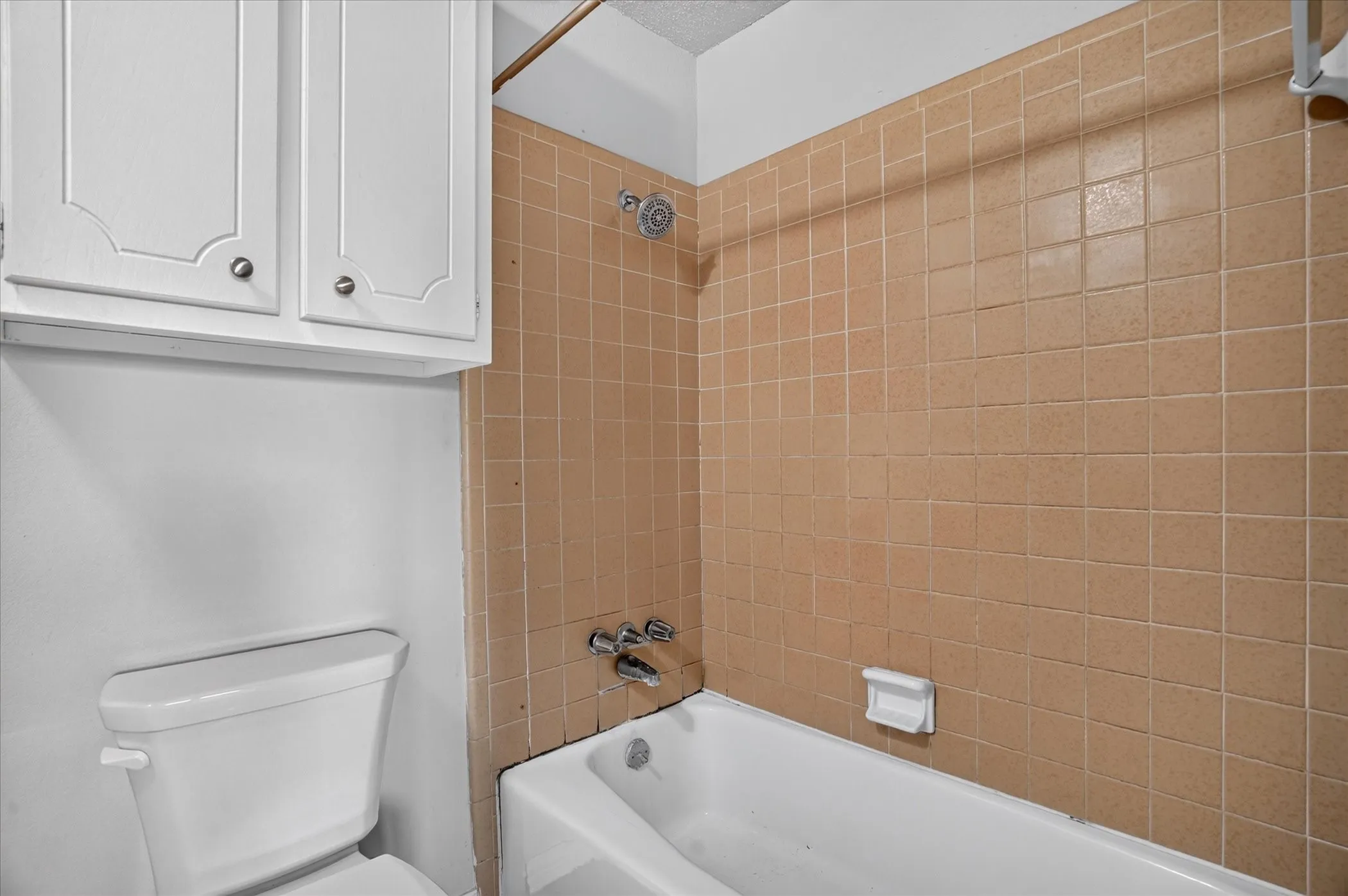 Single Family Residence For Sale in Johnson County , 12653 fm 2331, Godley, Texas 76044, 4 Bedroom, 3 Bathroom, Garage spaces, 1,692 Sqft, built in 2010, mls#21405992, Real Estate Agent in Godley, Homes For Sale in Johnson county, Homes For Sale in Godley, Realtor in Godley Texas, Real Estate Brokerage Independent Realty Texas, Luminita Cordes Realtor