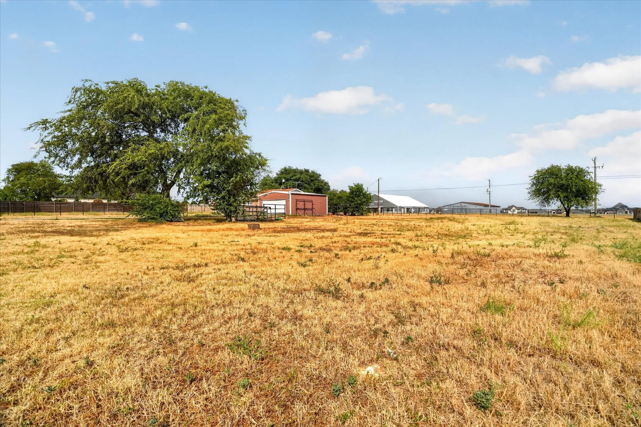 Single Family Residence For Sale in Johnson County , 12653 fm 2331, Godley, Texas 76044, 4 Bedroom, 3 Bathroom, Garage spaces, 1,692 Sqft, built in 2010, mls#21405992, Real Estate Agent in Godley, Homes For Sale in Johnson county, Homes For Sale in Godley, Realtor in Godley Texas, Real Estate Brokerage Independent Realty Texas, Luminita Cordes Realtor