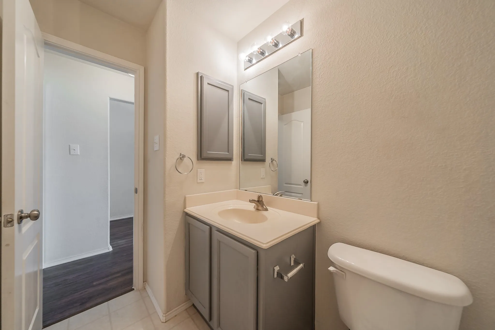 Single Family Residence For Rent in Denton County , 2612 Redcedar Drive, Little Elm, Texas 75068, 3 Bedroom, 2 Bathroom, 2 Garage spaces, 1,703 Sqft, built in 2002, mls#21406026, Real Estate Agent in Little Elm, Homes For Rent in Denton county, Homes For Rent in Little Elm, Realtor in Little Elm Texas, Real Estate Brokerage Independent Realty Texas, Luminita Cordes Realtor