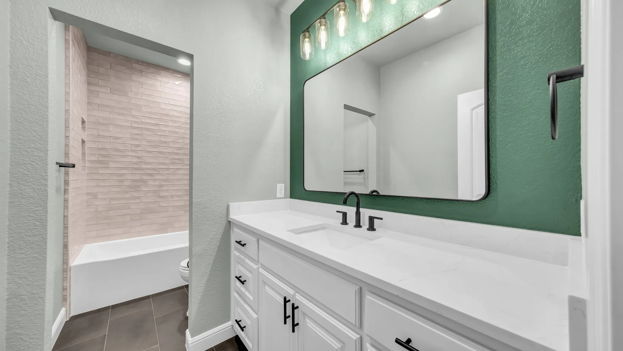 Single Family Residence For Sale in Parker County , Sage TBD N FM 51, Weatherford, Texas 76088, 3 Bedroom, 3 Bathroom, 2 Garage spaces, 2,112 Sqft, built in 2027, mls#21399274, Real Estate Agent in Weatherford, Homes For Sale in Parker county, Homes For Sale in Weatherford, Realtor in Weatherford Texas, Real Estate Brokerage Independent Realty Texas, Luminita Cordes Realtor