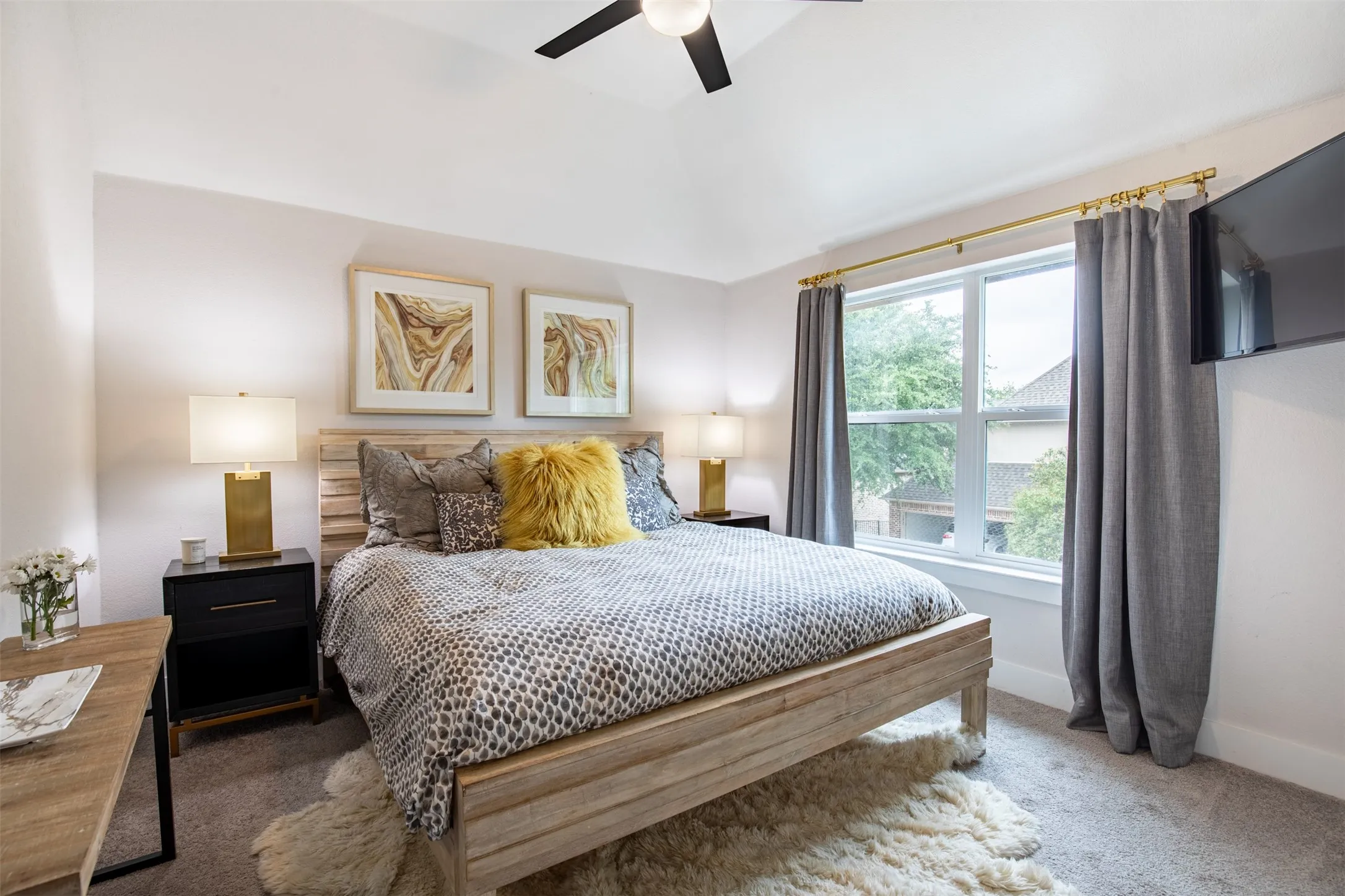 Single Family Residence For Sale in Denton County , 5198 Kiowa Drive, Frisco, Texas 75034, 5 Bedroom, 4 Bathroom, 2 Garage spaces, 4,721 Sqft, built in 2003, mls#21405869, Real Estate Agent in Frisco, Homes For Sale in Denton county, Homes For Sale in Frisco, Realtor in Frisco Texas, Real Estate Brokerage Independent Realty Texas, Luminita Cordes Realtor