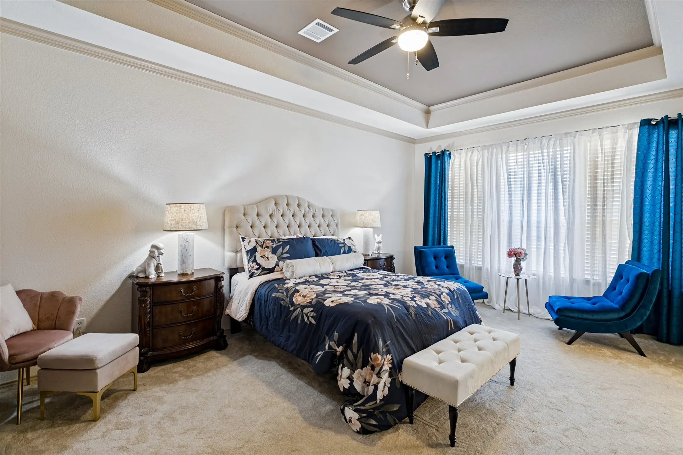 Single Family Residence For Sale in Tarrant County , 218 Buckingham Avenue, Euless, Texas 76040, 3 Bedroom, 3 Bathroom, 2 Garage spaces, 2,322 Sqft, built in 2010, mls#21405958, Real Estate Agent in Euless, Homes For Sale in Tarrant county, Homes For Sale in Euless, Realtor in Euless Texas, Real Estate Brokerage Independent Realty Texas, Luminita Cordes Realtor