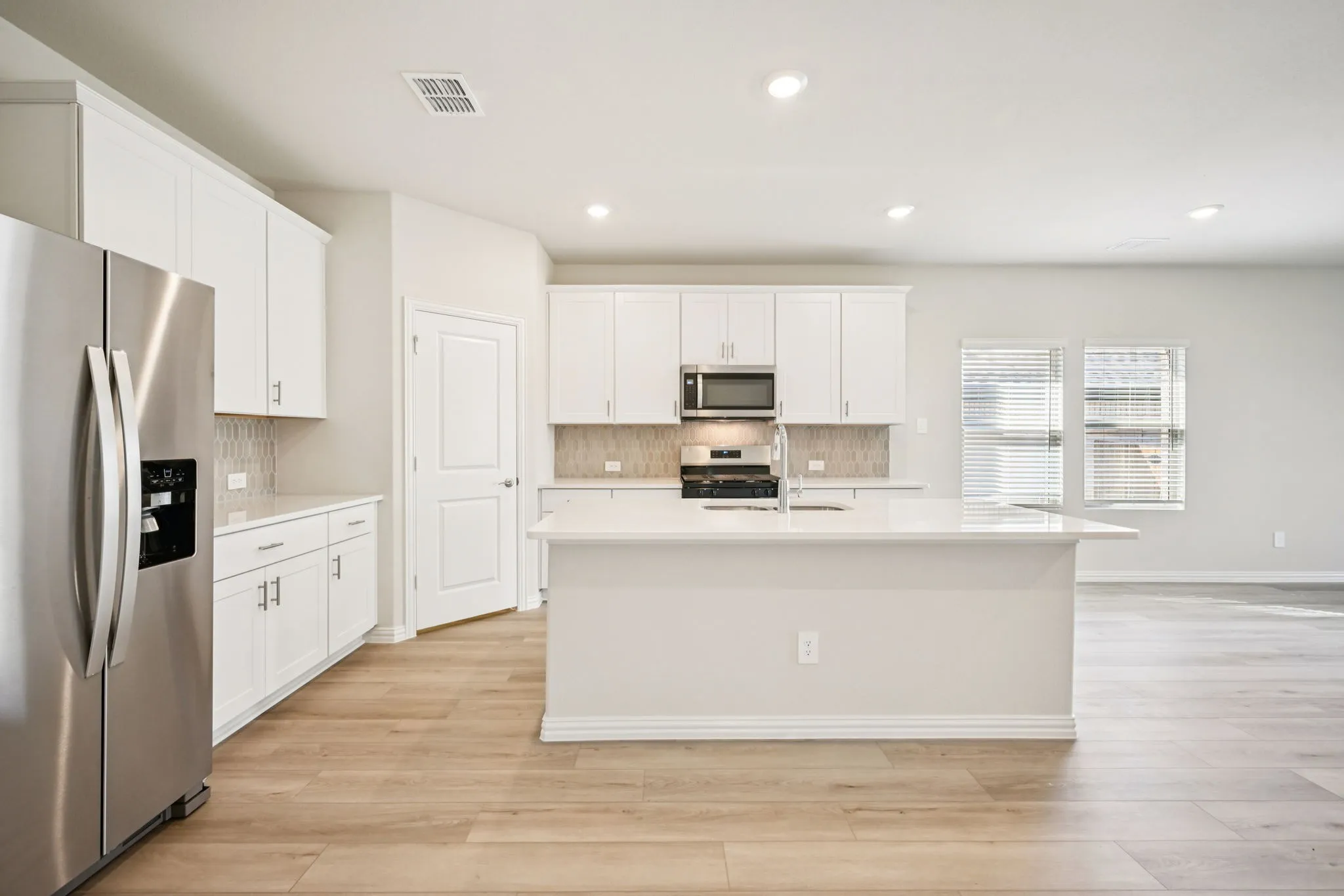 Photo is not of the actual home, but is an inspirational photo of builder’s model home and may depict options, furnishings, and/or decorator features that are not included.